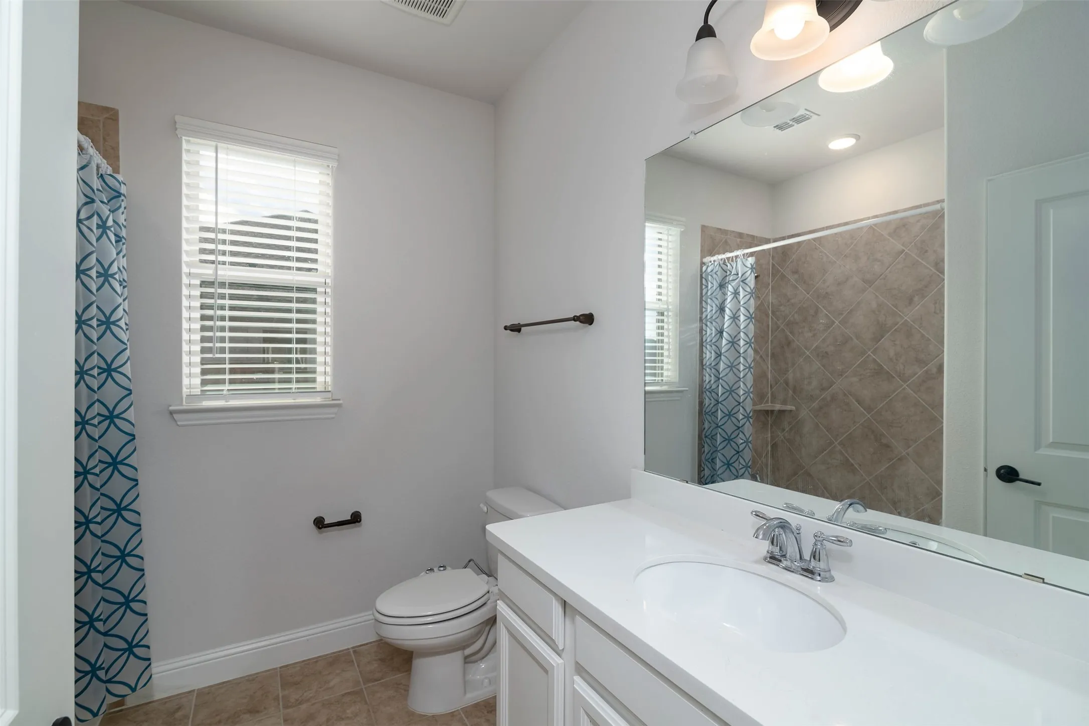 Single Family Residence For Rent in Denton County , 4532 Westminster Avenue, Celina, Texas 76227, 4 Bedroom, 4 Bathroom, 3 Garage spaces, 2,558 Sqft, built in 2020, Price $2,895, mls#21280748, Real Estate Agent in Celina, Homes For Rent in Denton county, Homes For Rent in Celina, Realtor in Celina Texas, Real Estate Brokerage Independent Realty Texas, Luminita Cordes Realtor