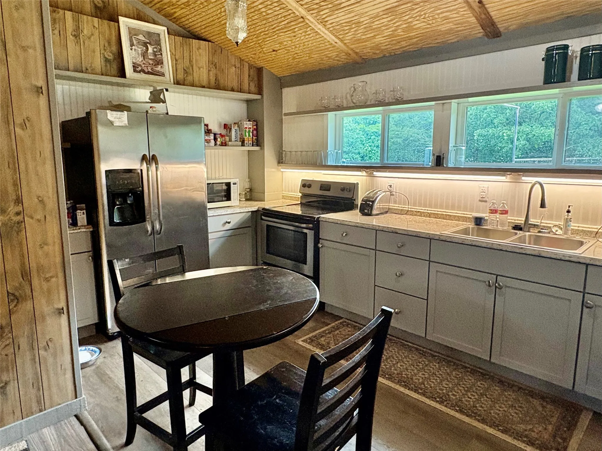 Single Family Residence For Sale in Hopkins County , 2212 County Road 4128, Cumby, Texas 75433, 2 Bedrooms, 1 Bathroom, Garage spaces, 1,394 Sqft, built in 2023, Price $775,000, mls#21272183, Real Estate Agent in Cumby, Homes For Sale in Hopkins county, Homes For Sale in Cumby, Realtor in Cumby Texas, Real Estate Brokerage Independent Realty Texas, Luminita Cordes Realtor
