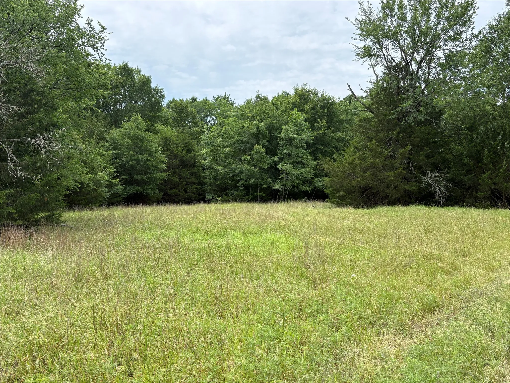 Single Family Residence For Sale in Hopkins County , 2212 County Road 4128, Cumby, Texas 75433, 2 Bedrooms, 1 Bathroom, Garage spaces, 1,394 Sqft, built in 2023, Price $775,000, mls#21272183, Real Estate Agent in Cumby, Homes For Sale in Hopkins county, Homes For Sale in Cumby, Realtor in Cumby Texas, Real Estate Brokerage Independent Realty Texas, Luminita Cordes Realtor