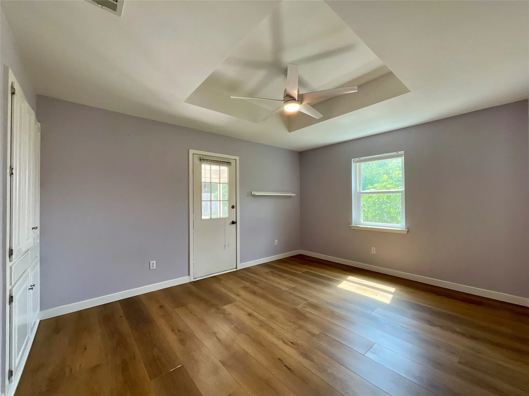 Single Family Residence For Sale in Tarrant County , 3705 Cobblestone Court, Bedford, Texas 76021, 4 Bedroom, 2 Bathroom, 2 Garage spaces, 2,330 Sqft, built in 1981, mls#21280593, Real Estate Agent in Bedford, Homes For Sale in Tarrant county, Homes For Sale in Bedford, Realtor in Bedford Texas, Real Estate Brokerage Independent Realty Texas, Luminita Cordes Realtor