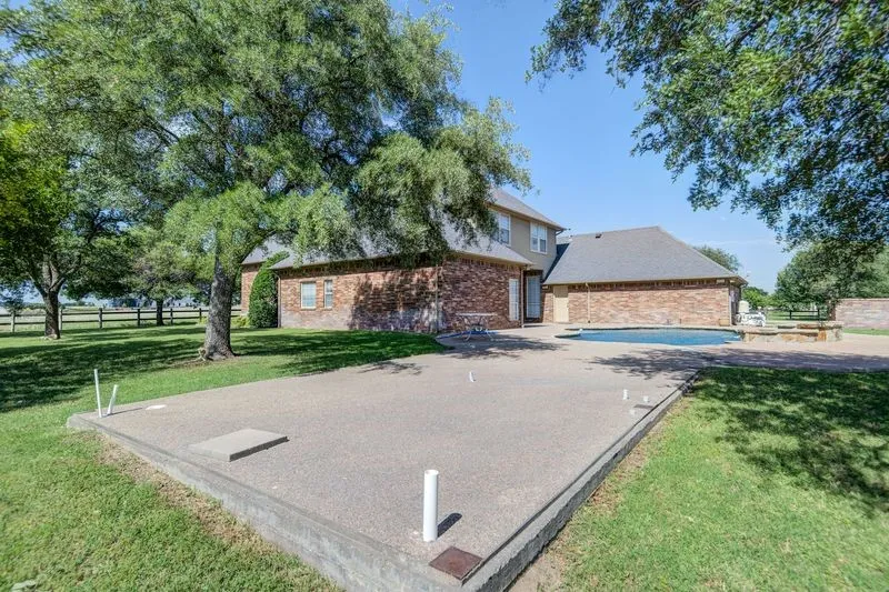 Farm For Sale in Wise County , 334 FM 2264, Decatur, Texas 76234, 4 Bedroom, 4 Bathroom, 2 Garage spaces, 3,702 Sqft, built in 1998, mls#21272825, Real Estate Agent in Decatur, Homes For Sale in Wise county, Homes For Sale in Decatur, Realtor in Decatur Texas, Real Estate Brokerage Independent Realty Texas, Luminita Cordes Realtor