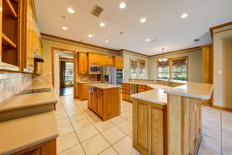 Farm For Sale in Wise County , 334 FM 2264, Decatur, Texas 76234, 4 Bedroom, 4 Bathroom, 2 Garage spaces, 3,702 Sqft, built in 1998, mls#21272825, Real Estate Agent in Decatur, Homes For Sale in Wise county, Homes For Sale in Decatur, Realtor in Decatur Texas, Real Estate Brokerage Independent Realty Texas, Luminita Cordes Realtor