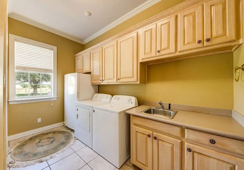 Farm For Sale in Wise County , 334 FM 2264, Decatur, Texas 76234, 4 Bedroom, 4 Bathroom, 2 Garage spaces, 3,702 Sqft, built in 1998, mls#21272825, Real Estate Agent in Decatur, Homes For Sale in Wise county, Homes For Sale in Decatur, Realtor in Decatur Texas, Real Estate Brokerage Independent Realty Texas, Luminita Cordes Realtor