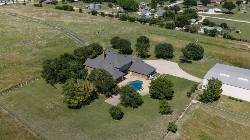 Farm For Sale in Wise County , 334 FM 2264, Decatur, Texas 76234, 4 Bedroom, 4 Bathroom, 2 Garage spaces, 3,702 Sqft, built in 1998, mls#21272825, Real Estate Agent in Decatur, Homes For Sale in Wise county, Homes For Sale in Decatur, Realtor in Decatur Texas, Real Estate Brokerage Independent Realty Texas, Luminita Cordes Realtor