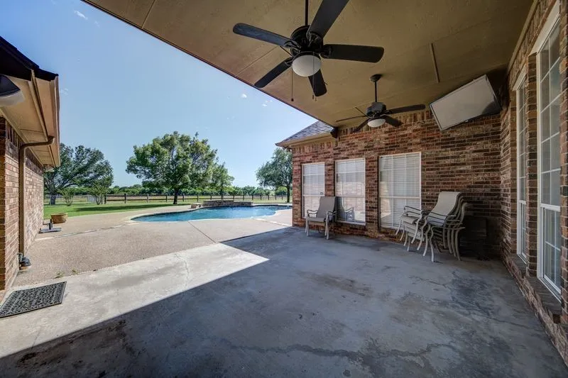 Farm For Sale in Wise County , 334 FM 2264, Decatur, Texas 76234, 4 Bedroom, 4 Bathroom, 2 Garage spaces, 3,702 Sqft, built in 1998, mls#21272825, Real Estate Agent in Decatur, Homes For Sale in Wise county, Homes For Sale in Decatur, Realtor in Decatur Texas, Real Estate Brokerage Independent Realty Texas, Luminita Cordes Realtor