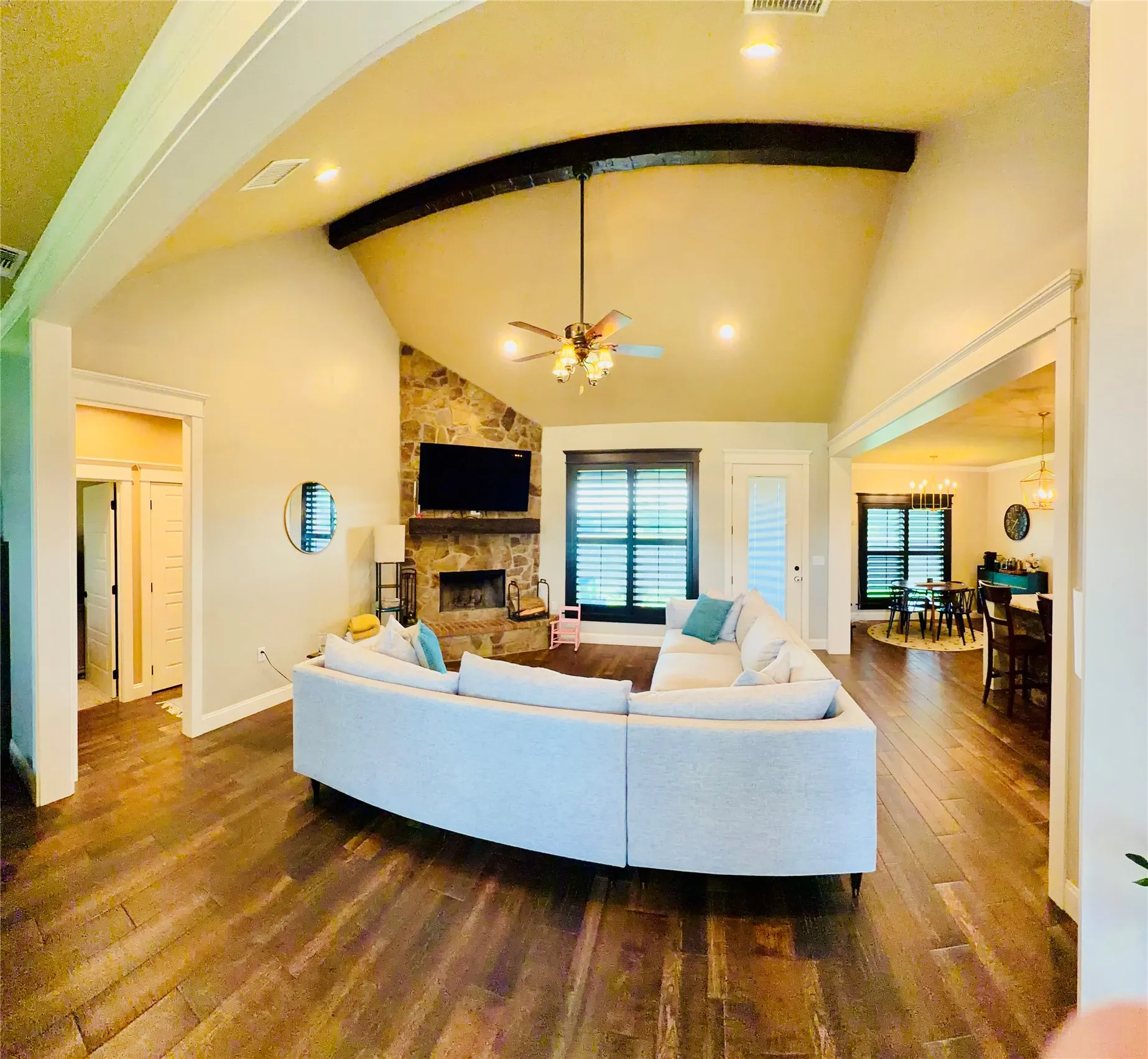 Single Family Residence For Sale in Hopkins County , 330 Koby Circle, Sulphur Springs, Texas 75482, 3 Bedroom, 2 Bathroom, 2 Garage spaces, 1,737 Sqft, built in 2020, mls#21277117, Real Estate Agent in Sulphur Springs, Homes For Sale in Hopkins county, Homes For Sale in Sulphur Springs, Realtor in Sulphur Springs Texas, Real Estate Brokerage Independent Realty Texas, Luminita Cordes Realtor