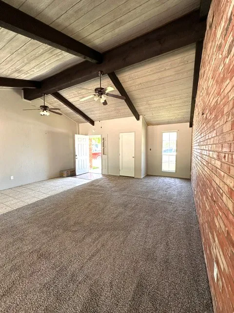 Duplex For Rent in Brown County , 3201 Stephen F Austin 135A, Brownwood, Texas 76801, 1 Bedroom, 1 Bathroom, Garage spaces, 890 Sqft, built in 0, Price $1,000, mls#21280867, Real Estate Agent in Brownwood, Homes For Rent in Brown county, Homes For Rent in Brownwood, Realtor in Brownwood Texas, Real Estate Brokerage Independent Realty Texas, Luminita Cordes Realtor