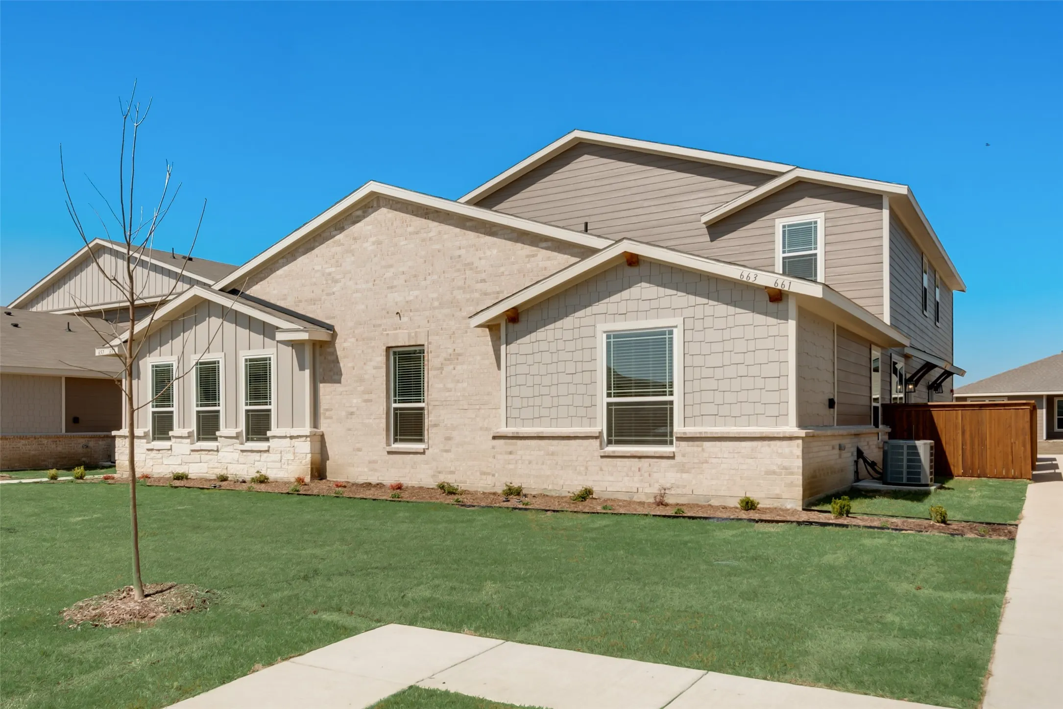 Apartment For Rent in Ellis County , 663 Wheatfield Drive, Venus, Texas 76084, 2 Bedroom, 2 Bathroom, 1 Garage spaces, 1,274 Sqft, built in 2023, mls#21280887, Real Estate Agent in Venus, Homes For Rent in Ellis county, Homes For Rent in Venus, Realtor in Venus Texas, Real Estate Brokerage Independent Realty Texas, Luminita Cordes Realtor