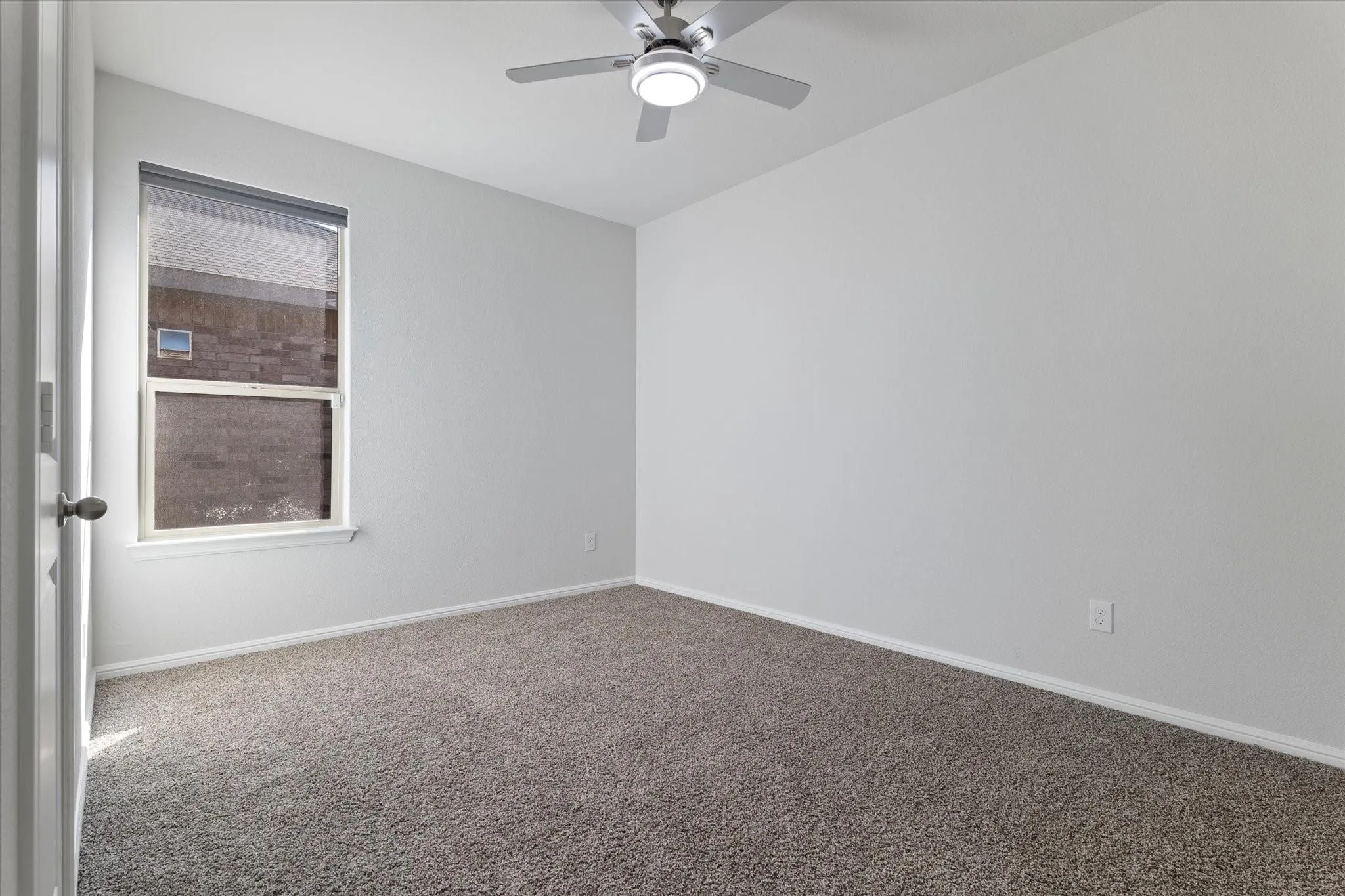 Single Family Residence For Sale in Tarrant County , 413 drowsy water Trail, Fort Worth, Texas 76131, 4 Bedroom, 2 Bathroom, 2 Garage spaces, 1,773 Sqft, built in 2022, mls#21280539, Real Estate Agent in Fort Worth, Homes For Sale in Tarrant county, Homes For Sale in Fort Worth, Realtor in Fort Worth Texas, Real Estate Brokerage Independent Realty Texas, Luminita Cordes Realtor