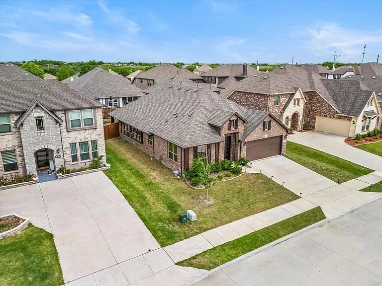 Single Family Residence For Rent in Denton County , 905 Sedona Street, Little Elm, Texas 75068, 4 Bedrooms, 3 Bathrooms, 2 Garage spaces, 2,456 Sqft, built in 2023, Price $3,100, mls#21280757, Real Estate Agent in Little Elm, Homes For Rent in Denton county, Homes For Rent in Little Elm, Realtor in Little Elm Texas, Real Estate Brokerage Independent Realty Texas, Luminita Cordes Realtor