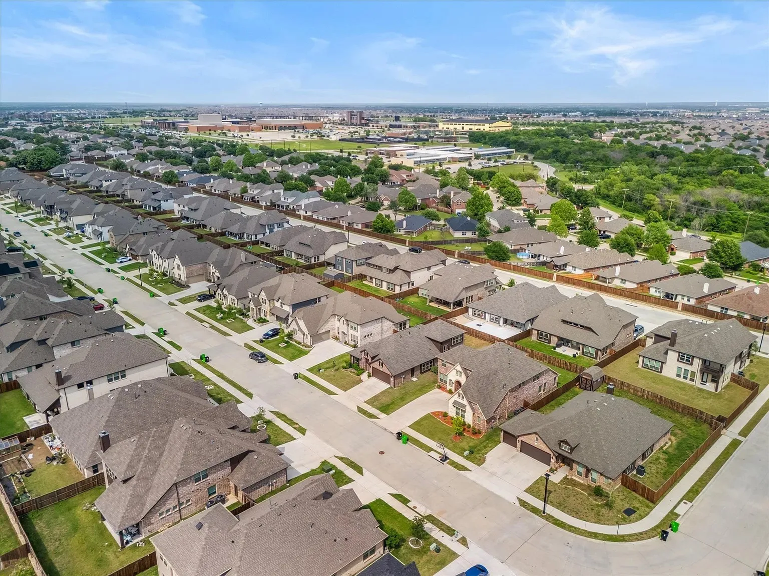 Single Family Residence For Rent in Denton County , 905 Sedona Street, Little Elm, Texas 75068, 4 Bedrooms, 3 Bathrooms, 2 Garage spaces, 2,456 Sqft, built in 2023, Price $3,100, mls#21280757, Real Estate Agent in Little Elm, Homes For Rent in Denton county, Homes For Rent in Little Elm, Realtor in Little Elm Texas, Real Estate Brokerage Independent Realty Texas, Luminita Cordes Realtor