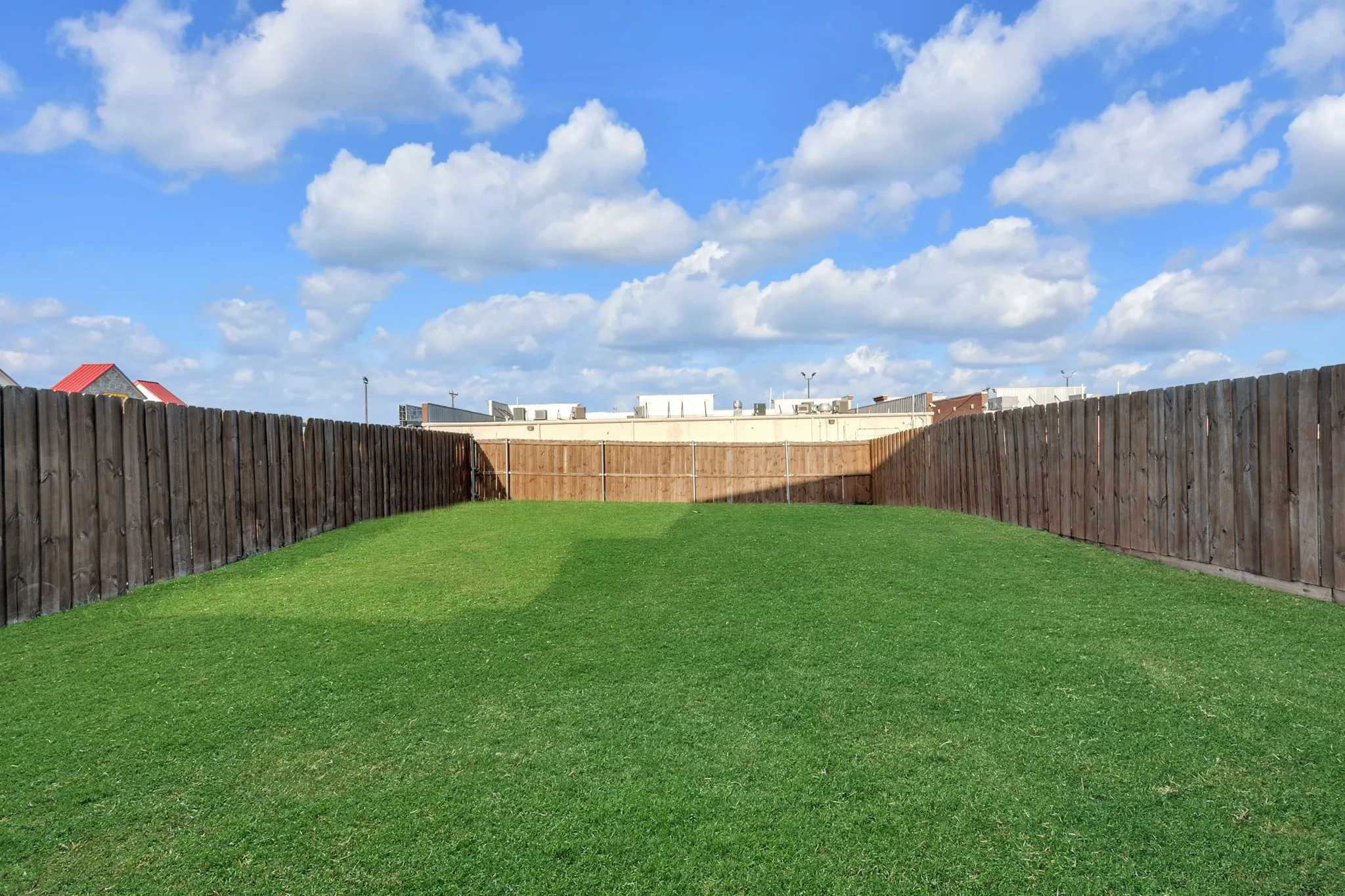 Single Family Residence For Rent in Denton County , 229 Irick Court, Aubrey, Texas 76227, 3 Bedroom, 3 Bathroom, 2 Garage spaces, 1,346 Sqft, built in 2008, mls#21280695, Real Estate Agent in Aubrey, Homes For Rent in Denton county, Homes For Rent in Aubrey, Realtor in Aubrey Texas, Real Estate Brokerage Independent Realty Texas, Luminita Cordes Realtor