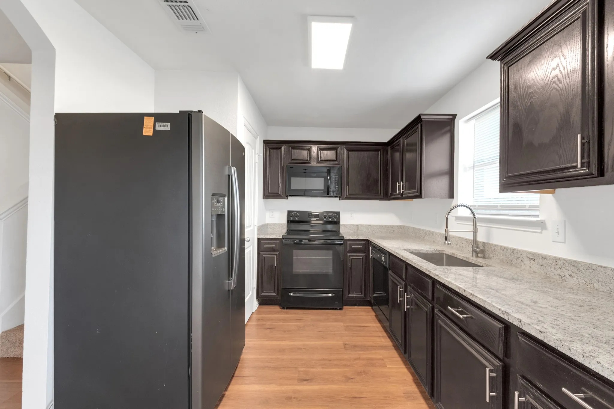 Single Family Residence For Rent in Denton County , 229 Irick Court, Aubrey, Texas 76227, 3 Bedroom, 3 Bathroom, 2 Garage spaces, 1,346 Sqft, built in 2008, mls#21280695, Real Estate Agent in Aubrey, Homes For Rent in Denton county, Homes For Rent in Aubrey, Realtor in Aubrey Texas, Real Estate Brokerage Independent Realty Texas, Luminita Cordes Realtor