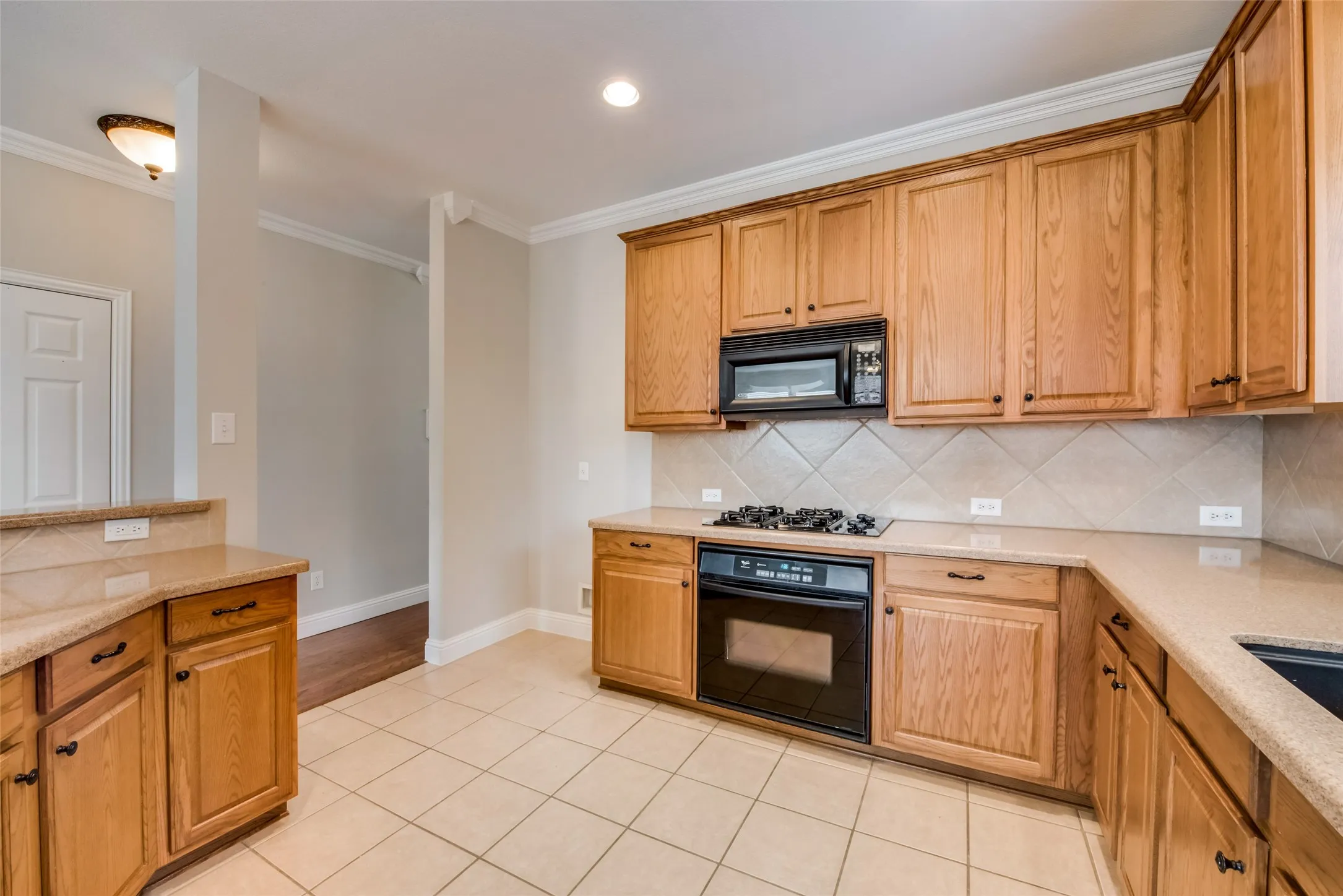 Single Family Residence For Rent in Tarrant County , 2569 Pinnacle Point Drive, Grand Prairie, Texas 75054, 4 Bedroom, 3 Bathroom, 2 Garage spaces, 2,672 Sqft, built in 2003, mls#21281026, Real Estate Agent in Grand Prairie, Homes For Rent in Tarrant county, Homes For Rent in Grand Prairie, Realtor in Grand Prairie Texas, Real Estate Brokerage Independent Realty Texas, Luminita Cordes Realtor