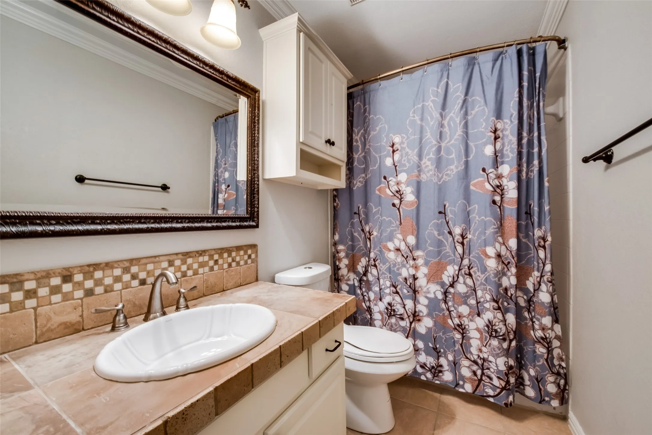 Single Family Residence For Rent in Tarrant County , 2569 Pinnacle Point Drive, Grand Prairie, Texas 75054, 4 Bedroom, 3 Bathroom, 2 Garage spaces, 2,672 Sqft, built in 2003, mls#21281026, Real Estate Agent in Grand Prairie, Homes For Rent in Tarrant county, Homes For Rent in Grand Prairie, Realtor in Grand Prairie Texas, Real Estate Brokerage Independent Realty Texas, Luminita Cordes Realtor