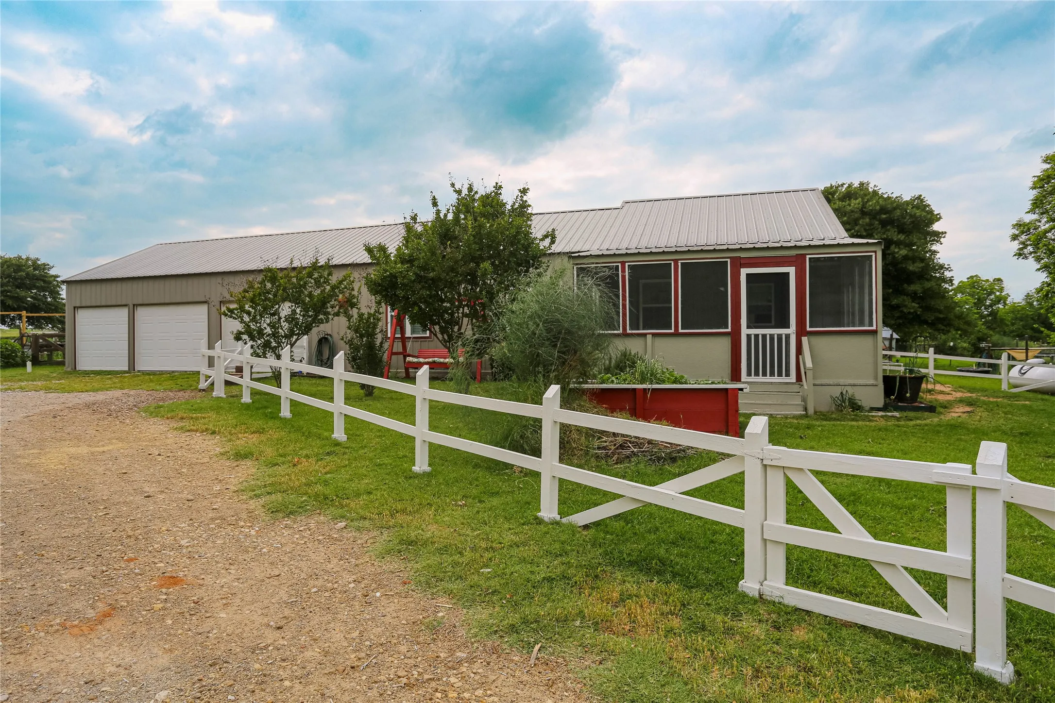 Farm For Sale in Comanche County , 1166 County Road 403, Comanche, Texas 76442, 2 Bedrooms, 2 Bathrooms, 3 Garage spaces, 1,200 Sqft, built in 2010, Price $575,000, mls#21278820, Real Estate Agent in Comanche, Homes For Sale in Comanche county, Homes For Sale in Comanche, Realtor in Comanche Texas, Real Estate Brokerage Independent Realty Texas, Luminita Cordes Realtor