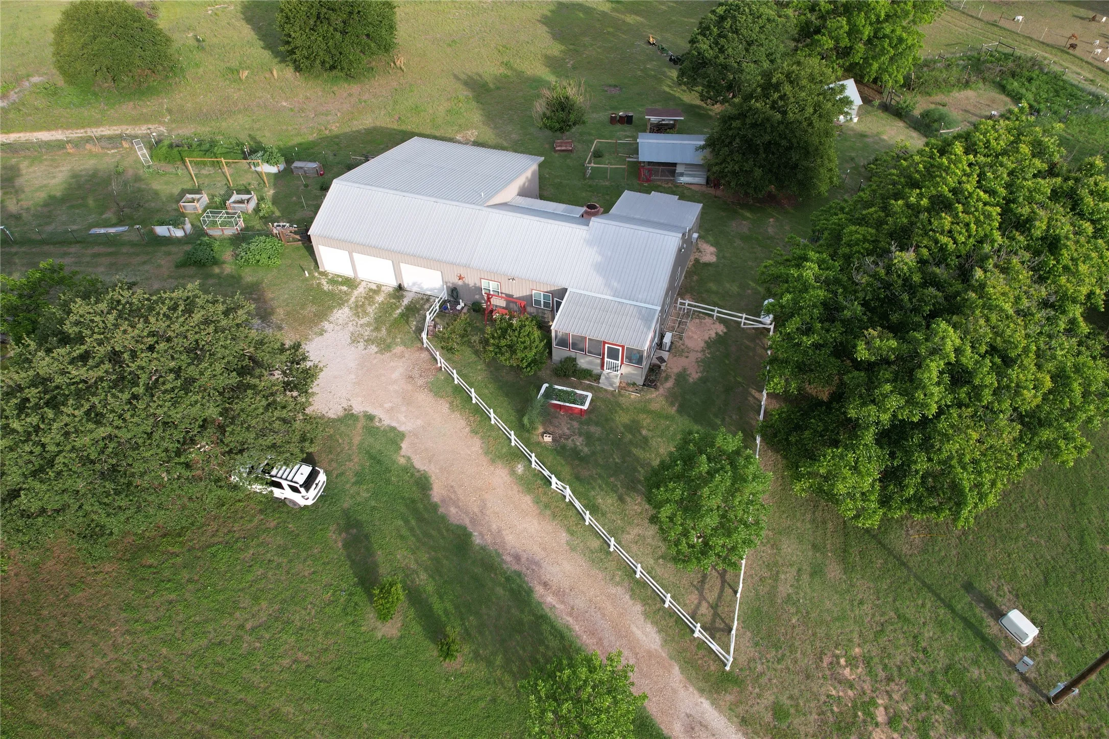 Farm For Sale in Comanche County , 1166 County Road 403, Comanche, Texas 76442, 2 Bedrooms, 2 Bathrooms, 3 Garage spaces, 1,200 Sqft, built in 2010, Price $575,000, mls#21278820, Real Estate Agent in Comanche, Homes For Sale in Comanche county, Homes For Sale in Comanche, Realtor in Comanche Texas, Real Estate Brokerage Independent Realty Texas, Luminita Cordes Realtor