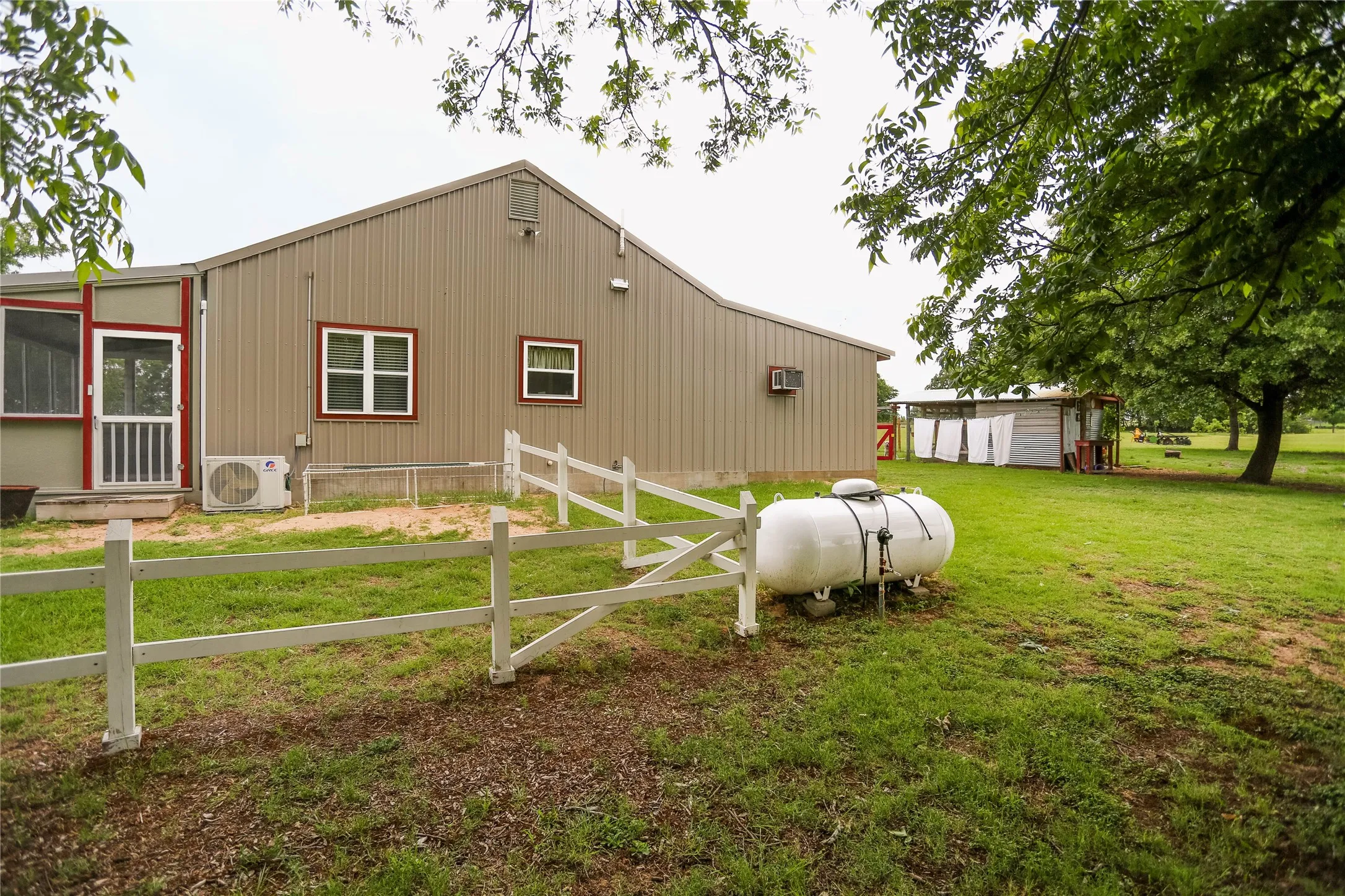 Farm For Sale in Comanche County , 1166 County Road 403, Comanche, Texas 76442, 2 Bedrooms, 2 Bathrooms, 3 Garage spaces, 1,200 Sqft, built in 2010, Price $575,000, mls#21278820, Real Estate Agent in Comanche, Homes For Sale in Comanche county, Homes For Sale in Comanche, Realtor in Comanche Texas, Real Estate Brokerage Independent Realty Texas, Luminita Cordes Realtor
