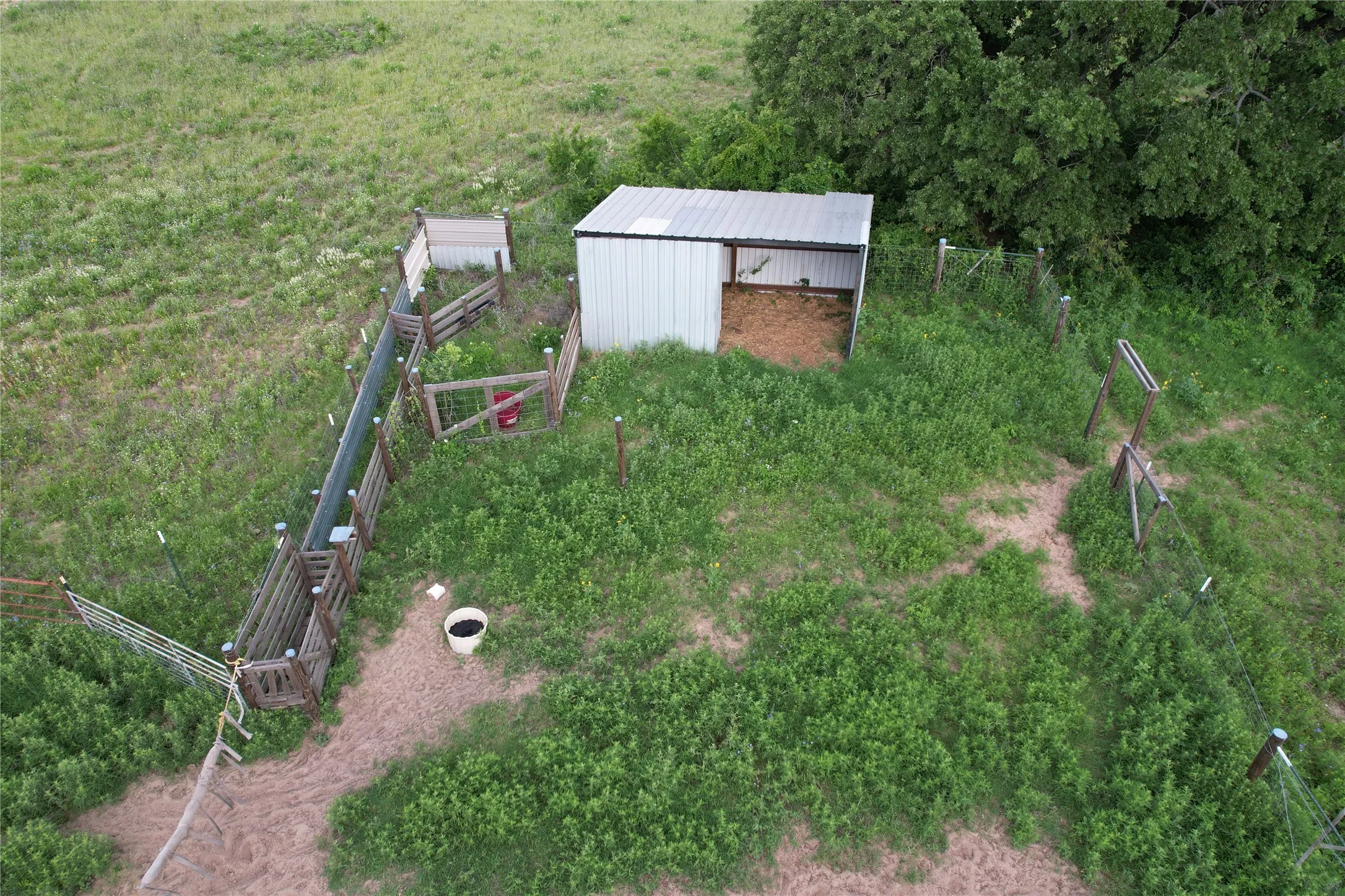Farm For Sale in Comanche County , 1166 County Road 403, Comanche, Texas 76442, 2 Bedrooms, 2 Bathrooms, 3 Garage spaces, 1,200 Sqft, built in 2010, Price $575,000, mls#21278820, Real Estate Agent in Comanche, Homes For Sale in Comanche county, Homes For Sale in Comanche, Realtor in Comanche Texas, Real Estate Brokerage Independent Realty Texas, Luminita Cordes Realtor