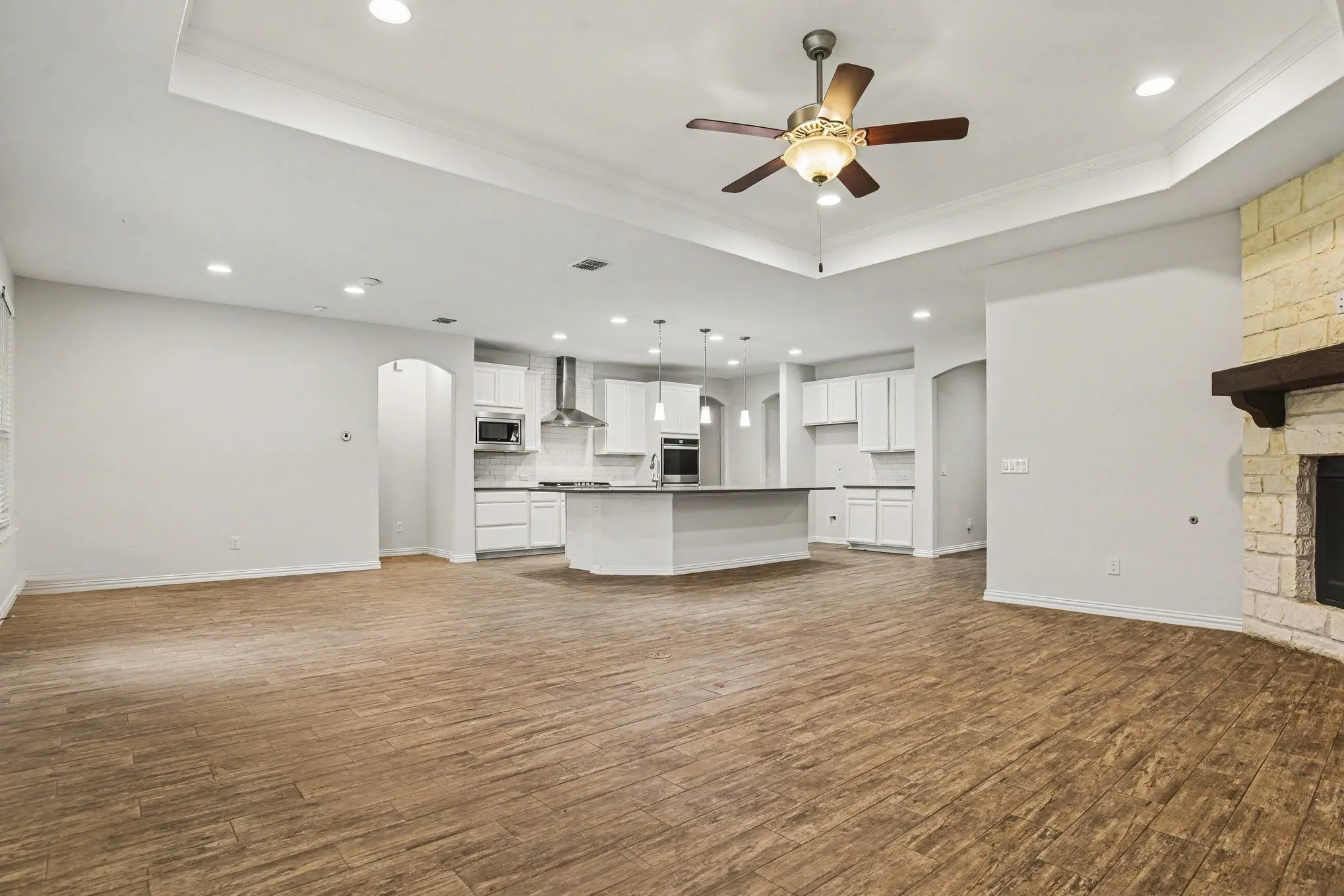 Single Family Residence For Sale in Collin County , 2402 Ray Roberts Drive, Wylie, Texas 75098, 5 Bedroom, 4 Bathroom, 2 Garage spaces, 3,709 Sqft, built in 2019, mls#21280768, Real Estate Agent in Wylie, Homes For Sale in Collin county, Homes For Sale in Wylie, Realtor in Wylie Texas, Real Estate Brokerage Independent Realty Texas, Luminita Cordes Realtor