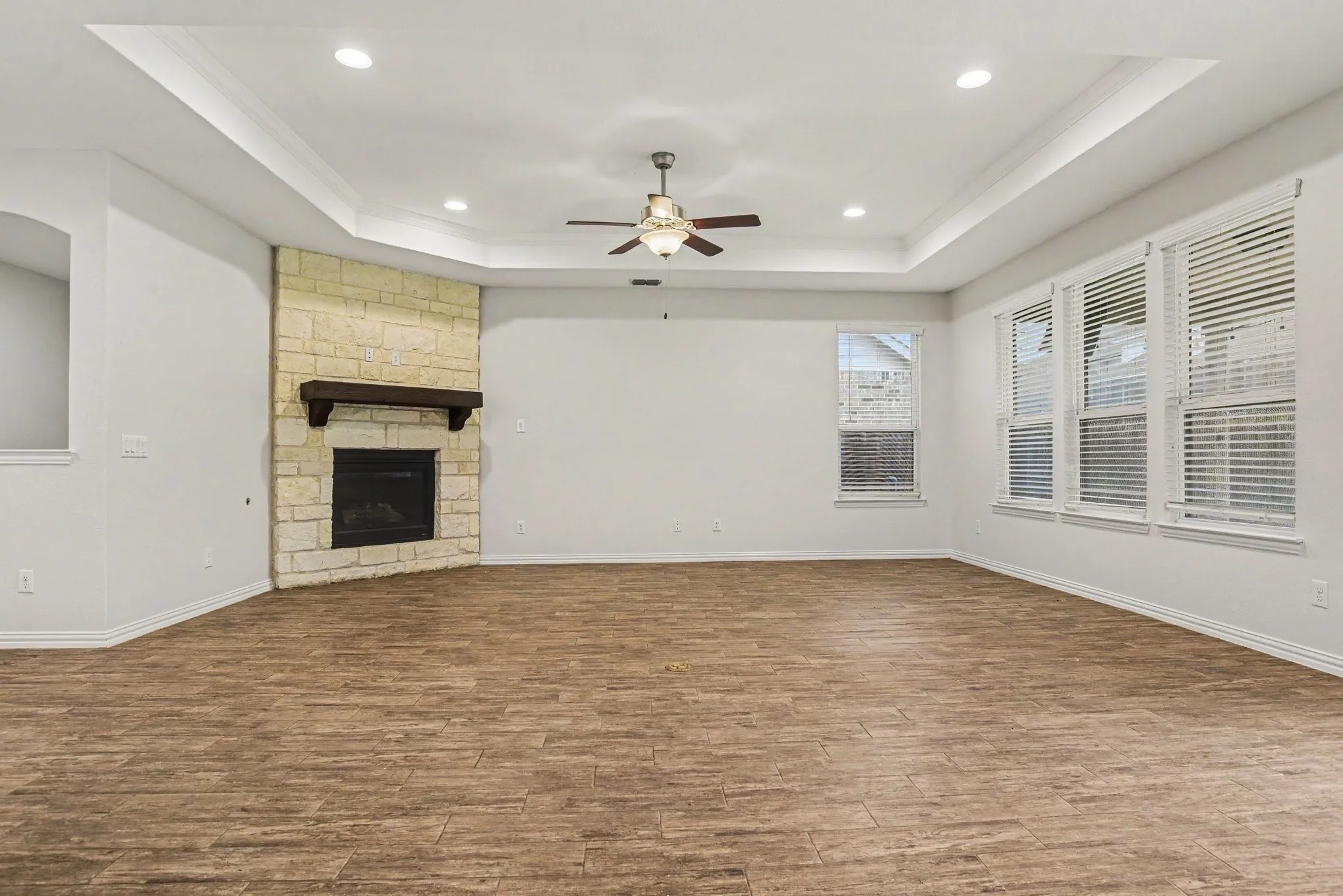 Single Family Residence For Sale in Collin County , 2402 Ray Roberts Drive, Wylie, Texas 75098, 5 Bedroom, 4 Bathroom, 2 Garage spaces, 3,709 Sqft, built in 2019, mls#21280768, Real Estate Agent in Wylie, Homes For Sale in Collin county, Homes For Sale in Wylie, Realtor in Wylie Texas, Real Estate Brokerage Independent Realty Texas, Luminita Cordes Realtor