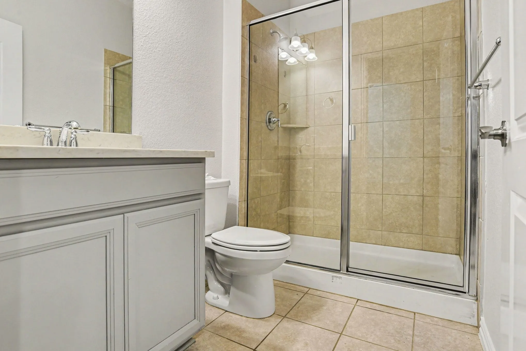 Single Family Residence For Sale in Collin County , 2402 Ray Roberts Drive, Wylie, Texas 75098, 5 Bedroom, 4 Bathroom, 2 Garage spaces, 3,709 Sqft, built in 2019, mls#21280768, Real Estate Agent in Wylie, Homes For Sale in Collin county, Homes For Sale in Wylie, Realtor in Wylie Texas, Real Estate Brokerage Independent Realty Texas, Luminita Cordes Realtor