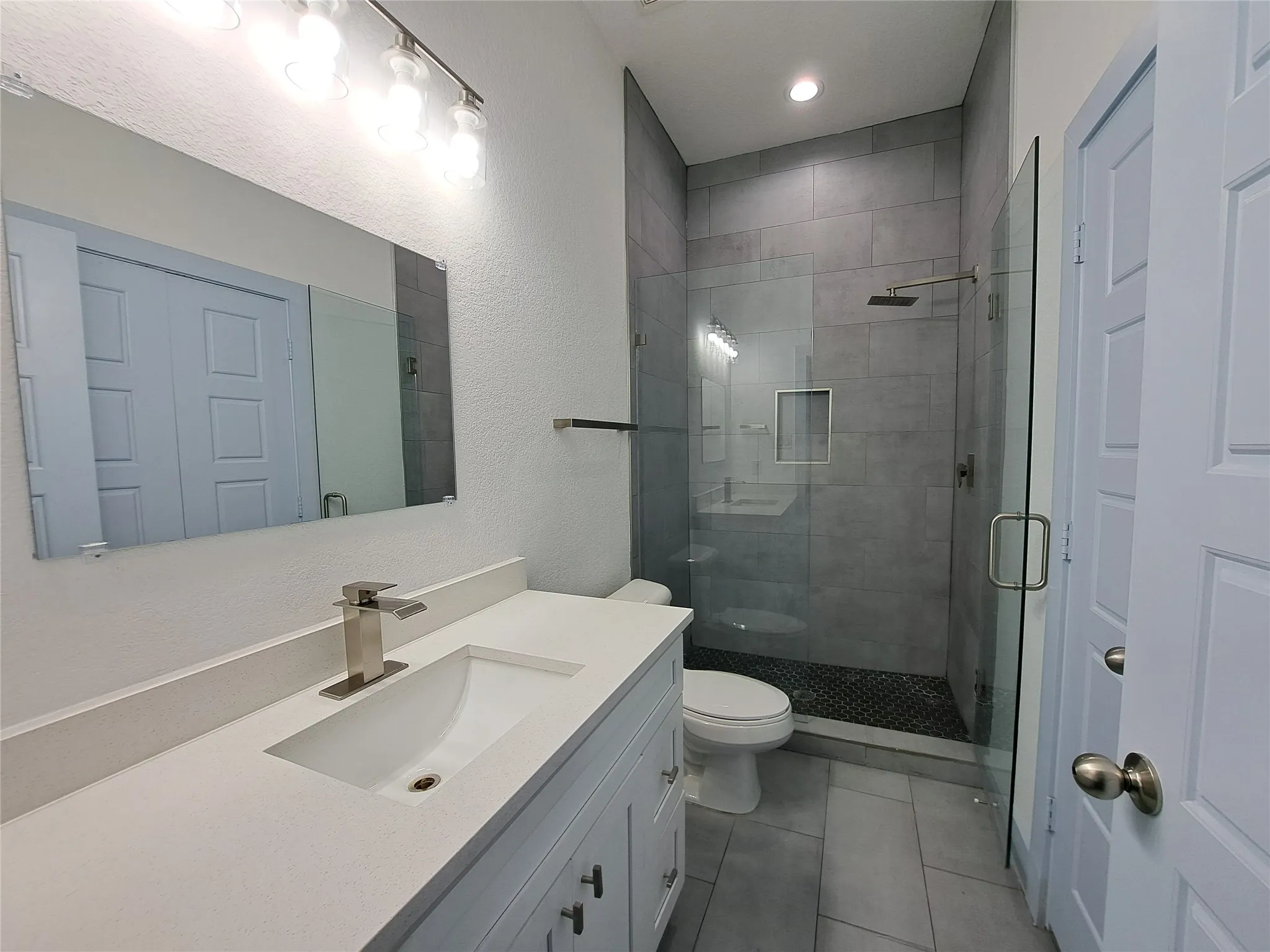 Single Family Residence For Rent in Dallas County , 3243 Noor Street, Dallas, Texas 75233, 4 Bedrooms, 2 Bathrooms, 2 Garage spaces, 1,535 Sqft, built in 2022, Price $2,400, mls#21281087, Real Estate Agent in Dallas, Homes For Rent in Dallas county, Homes For Rent in Dallas, Realtor in Dallas Texas, Real Estate Brokerage Independent Realty Texas, Luminita Cordes Realtor