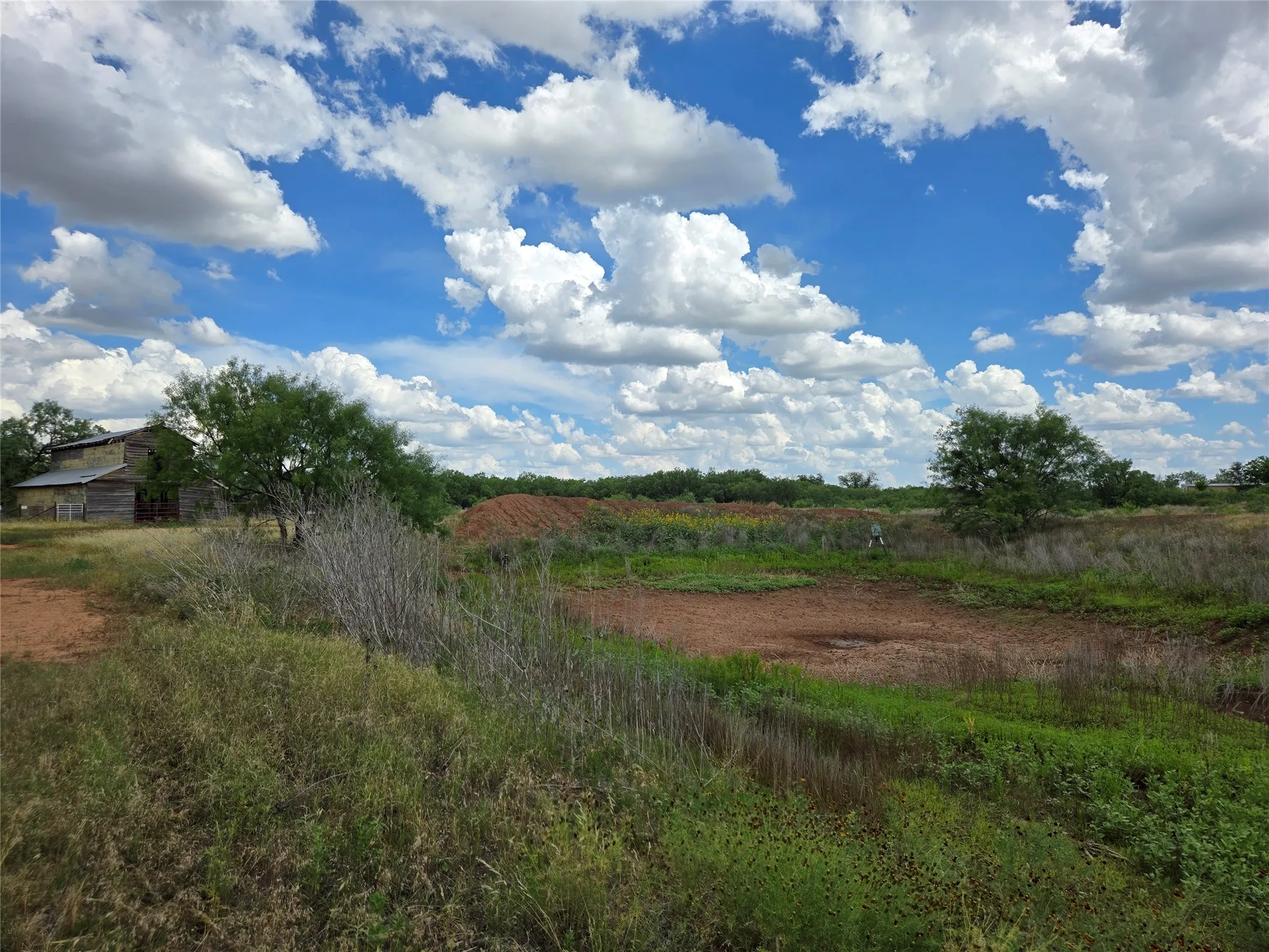 Single Family Residence For Sale in Taylor County , 3701 Caldwell Road, Abilene, Texas 79601, 3 Bedroom, 2 Bathroom, 2 Garage spaces, 2,255 Sqft, built in 1970, mls#21279094, Real Estate Agent in Abilene, Homes For Sale in Taylor county, Homes For Sale in Abilene, Realtor in Abilene Texas, Real Estate Brokerage Independent Realty Texas, Luminita Cordes Realtor