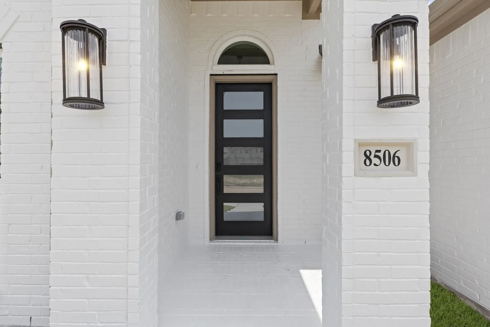 04. 8506 Great Stone - Ext