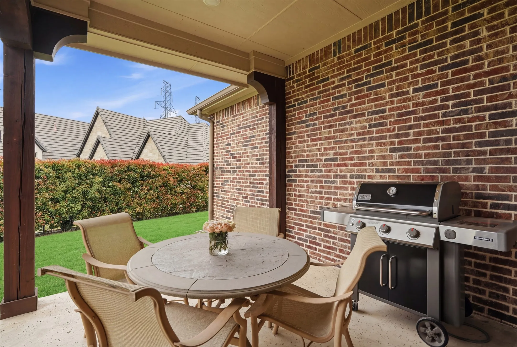 Single Family Residence For Sale in Tarrant County , 5301 Pradera Court, Benbrook, Texas 76126, 3 Bedroom, 3 Bathroom, 2 Garage spaces, 3,112 Sqft, built in 2016, mls#21281108, Real Estate Agent in Benbrook, Homes For Sale in Tarrant county, Homes For Sale in Benbrook, Realtor in Benbrook Texas, Real Estate Brokerage Independent Realty Texas, Luminita Cordes Realtor