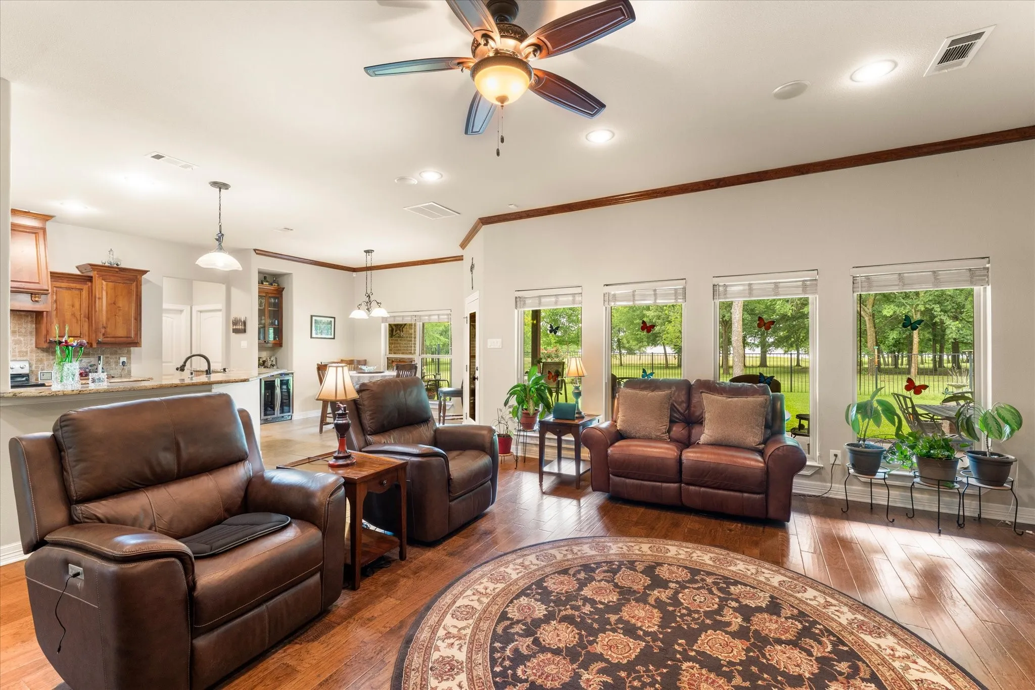 Single Family Residence For Sale in Wood County , 765 CR 1300, Yantis, Texas 75497, 3 Bedroom, 2 Bathroom, 3 Garage spaces, 2,466 Sqft, built in 2015, mls#21281129, Real Estate Agent in Yantis, Homes For Sale in Wood county, Homes For Sale in Yantis, Realtor in Yantis Texas, Real Estate Brokerage Independent Realty Texas, Luminita Cordes Realtor