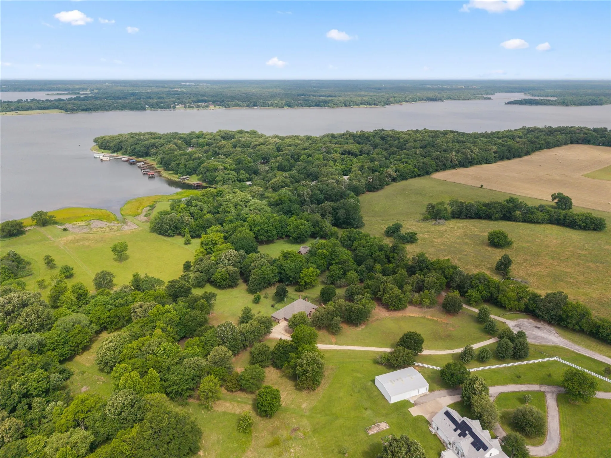 Single Family Residence For Sale in Wood County , 765 CR 1300, Yantis, Texas 75497, 3 Bedroom, 2 Bathroom, 3 Garage spaces, 2,466 Sqft, built in 2015, mls#21281129, Real Estate Agent in Yantis, Homes For Sale in Wood county, Homes For Sale in Yantis, Realtor in Yantis Texas, Real Estate Brokerage Independent Realty Texas, Luminita Cordes Realtor