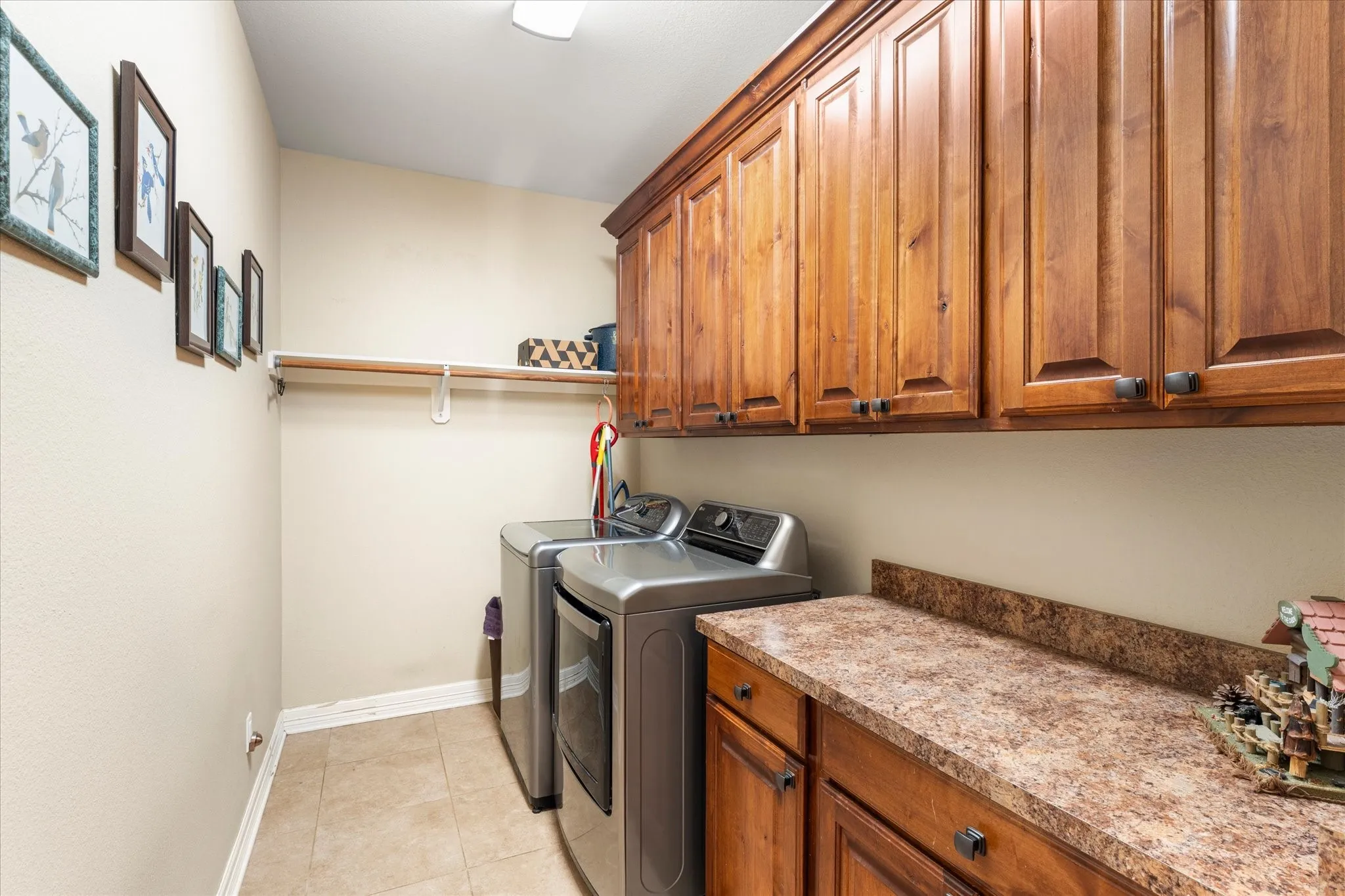 Single Family Residence For Sale in Wood County , 765 CR 1300, Yantis, Texas 75497, 3 Bedroom, 2 Bathroom, 3 Garage spaces, 2,466 Sqft, built in 2015, mls#21281129, Real Estate Agent in Yantis, Homes For Sale in Wood county, Homes For Sale in Yantis, Realtor in Yantis Texas, Real Estate Brokerage Independent Realty Texas, Luminita Cordes Realtor