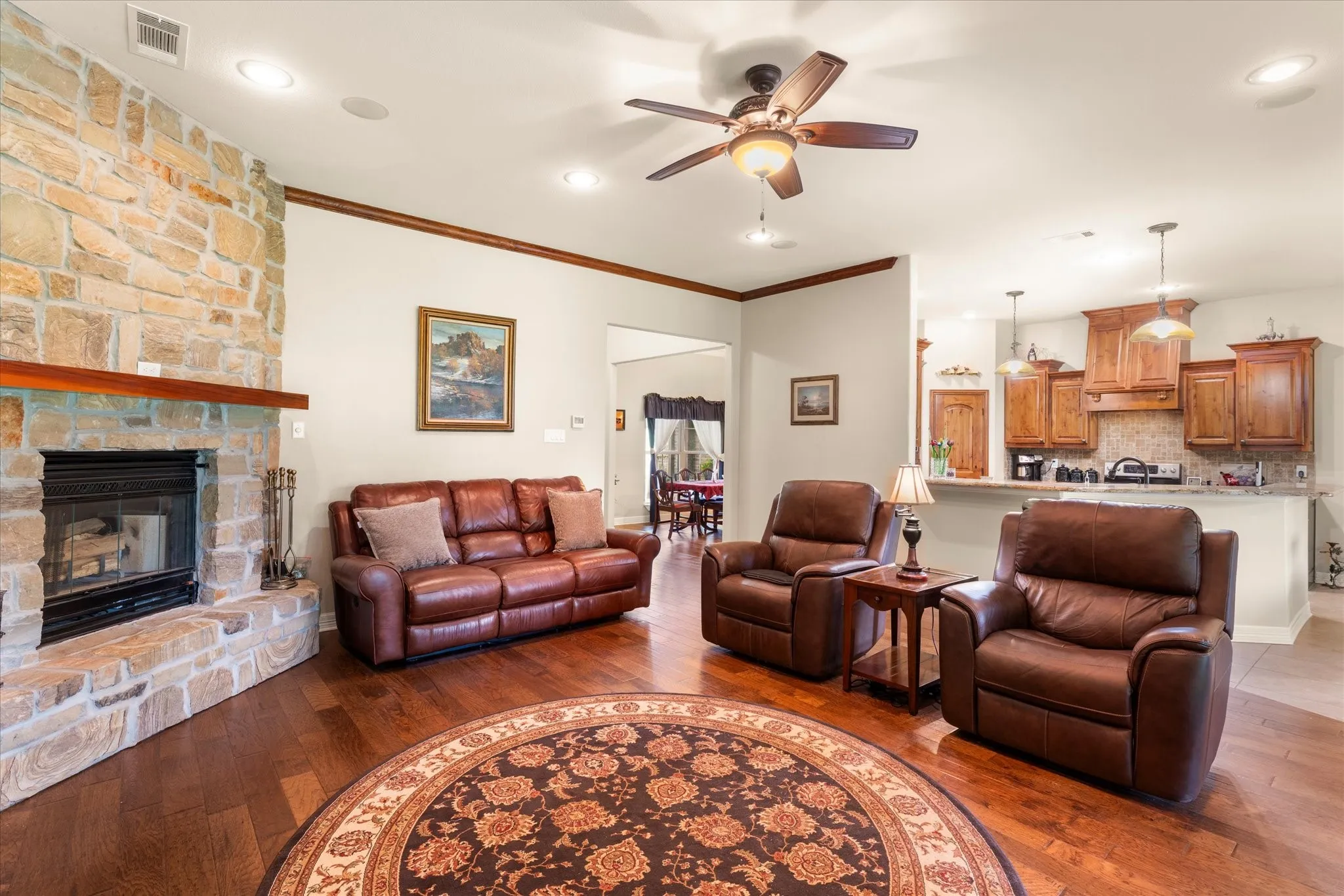 Single Family Residence For Sale in Wood County , 765 CR 1300, Yantis, Texas 75497, 3 Bedroom, 2 Bathroom, 3 Garage spaces, 2,466 Sqft, built in 2015, mls#21281129, Real Estate Agent in Yantis, Homes For Sale in Wood county, Homes For Sale in Yantis, Realtor in Yantis Texas, Real Estate Brokerage Independent Realty Texas, Luminita Cordes Realtor