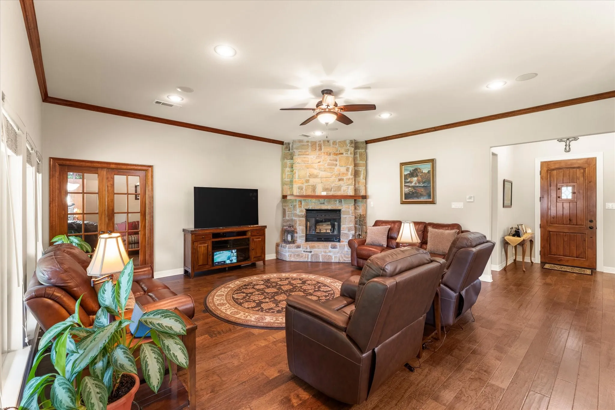 Single Family Residence For Sale in Wood County , 765 CR 1300, Yantis, Texas 75497, 3 Bedroom, 2 Bathroom, 3 Garage spaces, 2,466 Sqft, built in 2015, mls#21281129, Real Estate Agent in Yantis, Homes For Sale in Wood county, Homes For Sale in Yantis, Realtor in Yantis Texas, Real Estate Brokerage Independent Realty Texas, Luminita Cordes Realtor