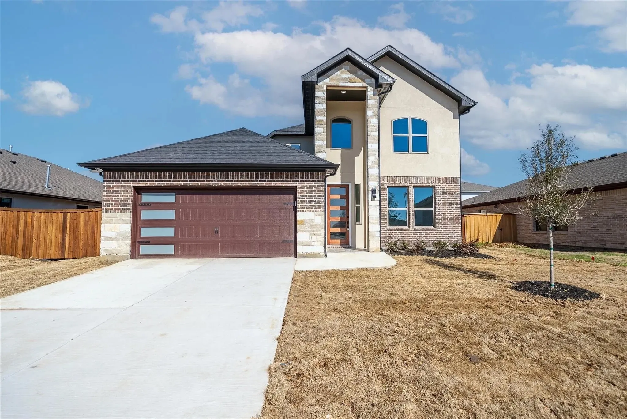 Single Family Residence For Rent in Denton County , 1063 Lake Trail Drive, Little Elm, Texas 75068, 4 Bedroom, 3 Bathroom, 2 Garage spaces, 2,115 Sqft, built in 2023, mls#21281131, Real Estate Agent in Little Elm, Homes For Rent in Denton county, Homes For Rent in Little Elm, Realtor in Little Elm Texas, Real Estate Brokerage Independent Realty Texas, Luminita Cordes Realtor