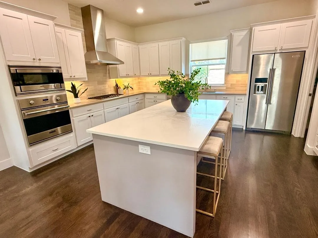 Townhouse For Sale in Dallas County , 7700 Eastern Avenue 401, Dallas, Texas 75209, 3 Bedroom, 4 Bathroom, 2 Garage spaces, 2,917 Sqft, built in 2016, mls#21280379, Real Estate Agent in Dallas, Homes For Sale in Dallas county, Homes For Sale in Dallas, Realtor in Dallas Texas, Real Estate Brokerage Independent Realty Texas, Luminita Cordes Realtor