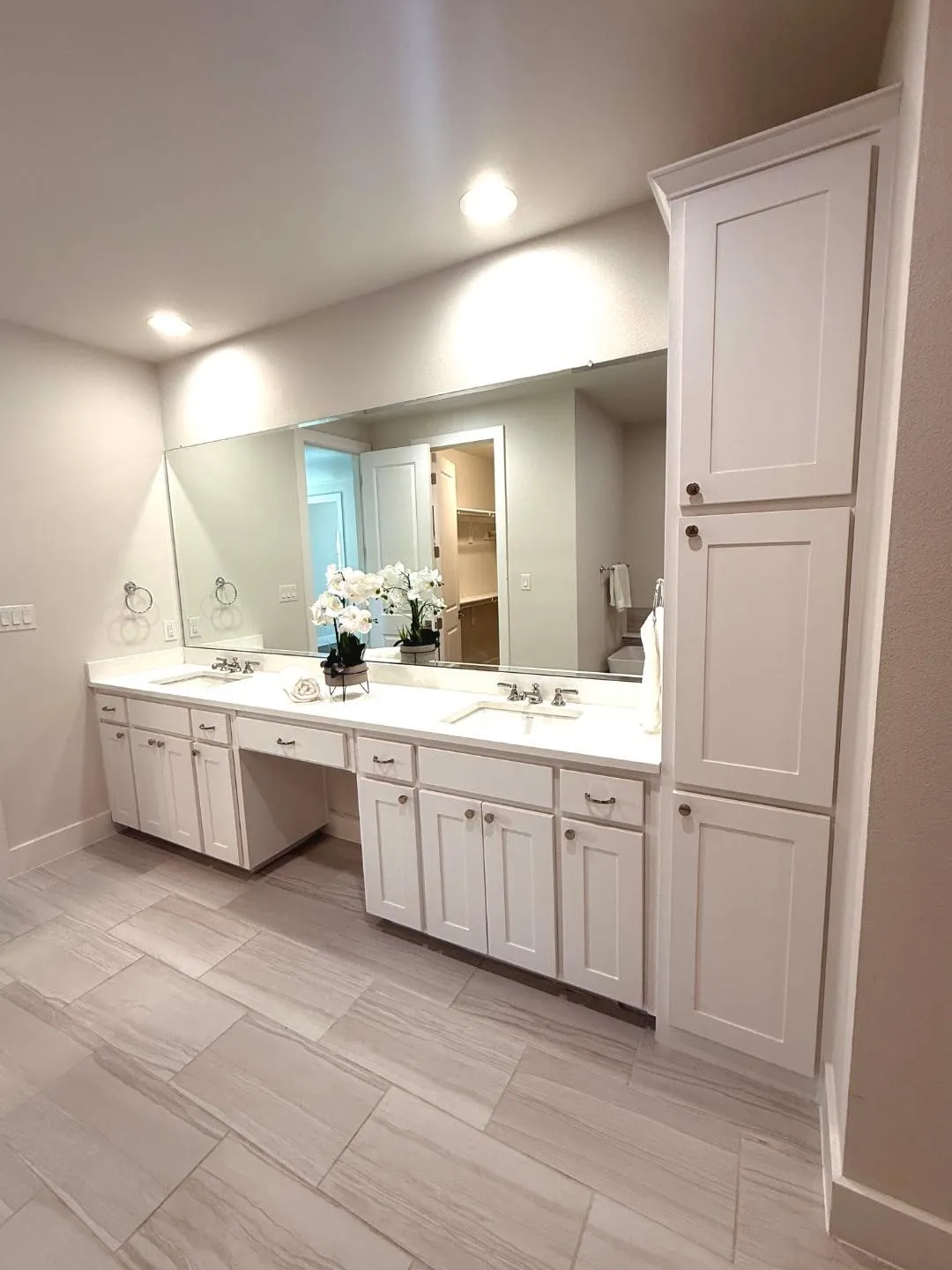 Townhouse For Sale in Dallas County , 7700 Eastern Avenue 401, Dallas, Texas 75209, 3 Bedroom, 4 Bathroom, 2 Garage spaces, 2,917 Sqft, built in 2016, mls#21280379, Real Estate Agent in Dallas, Homes For Sale in Dallas county, Homes For Sale in Dallas, Realtor in Dallas Texas, Real Estate Brokerage Independent Realty Texas, Luminita Cordes Realtor