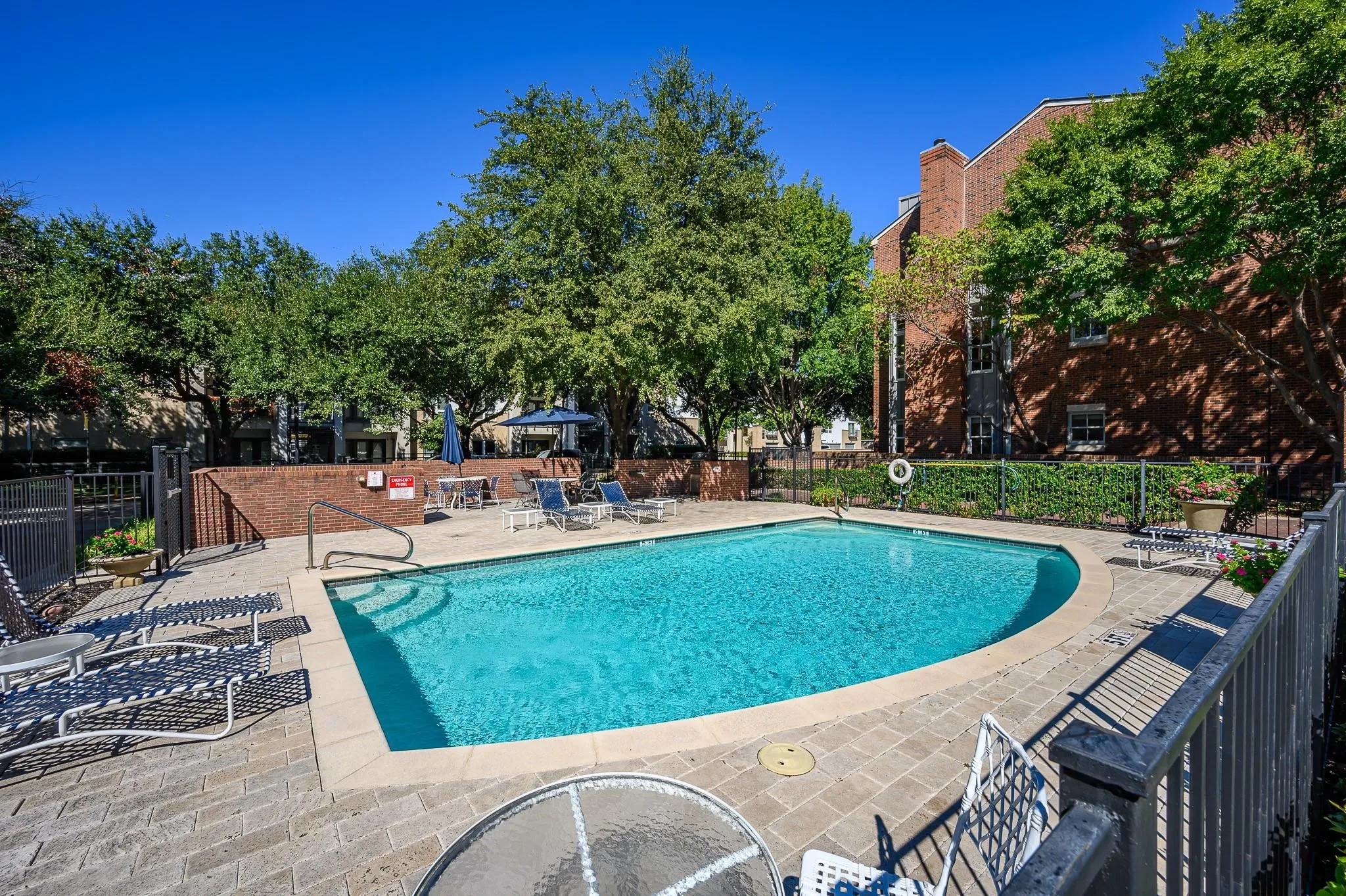 Community pool