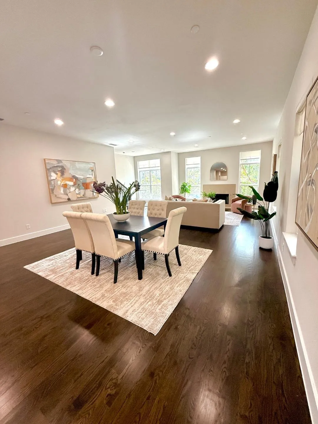 Townhouse For Sale in Dallas County , 7700 Eastern Avenue 401, Dallas, Texas 75209, 3 Bedroom, 4 Bathroom, 2 Garage spaces, 2,917 Sqft, built in 2016, mls#21280379, Real Estate Agent in Dallas, Homes For Sale in Dallas county, Homes For Sale in Dallas, Realtor in Dallas Texas, Real Estate Brokerage Independent Realty Texas, Luminita Cordes Realtor