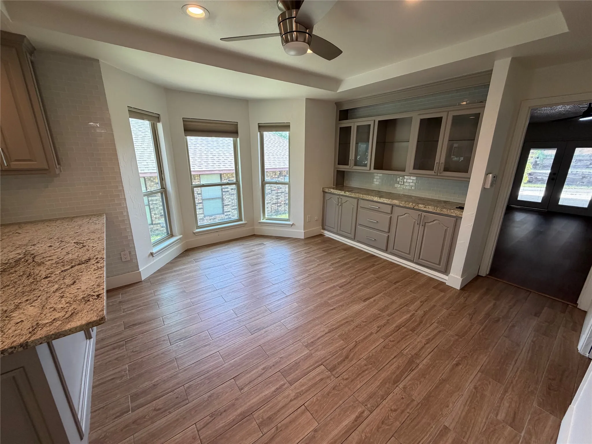 Single Family Residence For Rent in Dallas County , 4909 Van Ness Street, Garland, Texas 75043, 3 Bedroom, 2 Bathroom, Garage spaces, 1,944 Sqft, built in 1986, mls#21281142, Real Estate Agent in Garland, Homes For Rent in Dallas county, Homes For Rent in Garland, Realtor in Garland Texas, Real Estate Brokerage Independent Realty Texas, Luminita Cordes Realtor