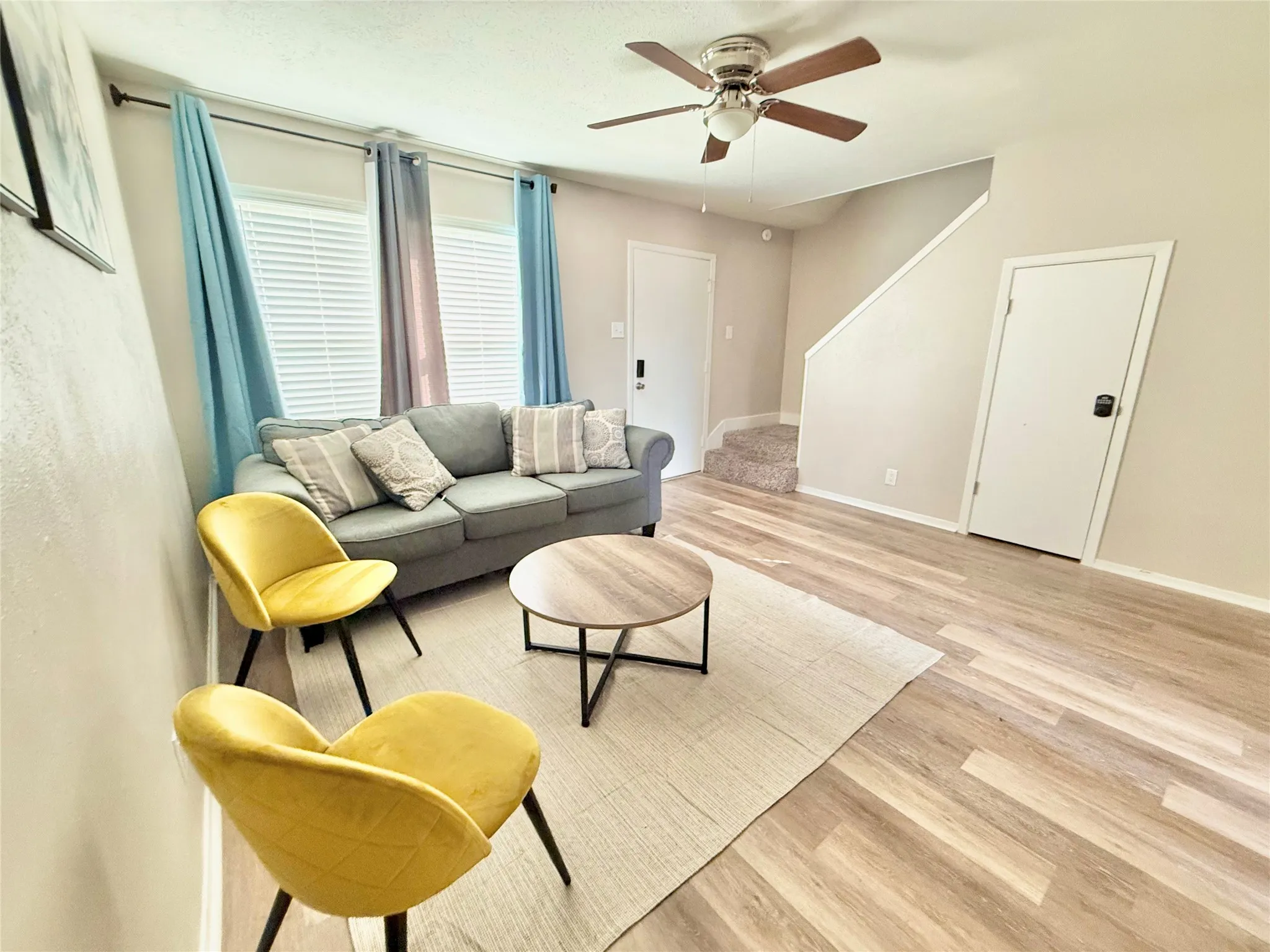 Townhouse For Sale in Grayson County , 1905 W Morton Street 19, Denison, Texas 75020, 2 Bedroom, 2 Bathroom, Garage spaces, 1,008 Sqft, built in 1962, Price $138,500, mls#21281143, Real Estate Agent in Denison, Homes For Sale in Grayson county, Homes For Sale in Denison, Realtor in Denison Texas, Real Estate Brokerage Independent Realty Texas, Luminita Cordes Realtor