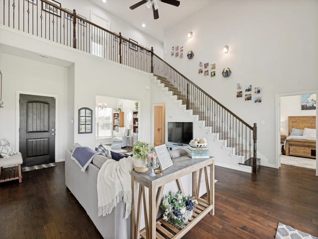 Single Family Residence For Sale in Collin County , 3110 County Road 222, Anna, Texas 75409, 4 Bedroom, 3 Bathroom, 2 Garage spaces, 2,640 Sqft, built in 2018, mls#21273606, Real Estate Agent in Anna, Homes For Sale in Collin county, Homes For Sale in Anna, Realtor in Anna Texas, Real Estate Brokerage Independent Realty Texas, Luminita Cordes Realtor