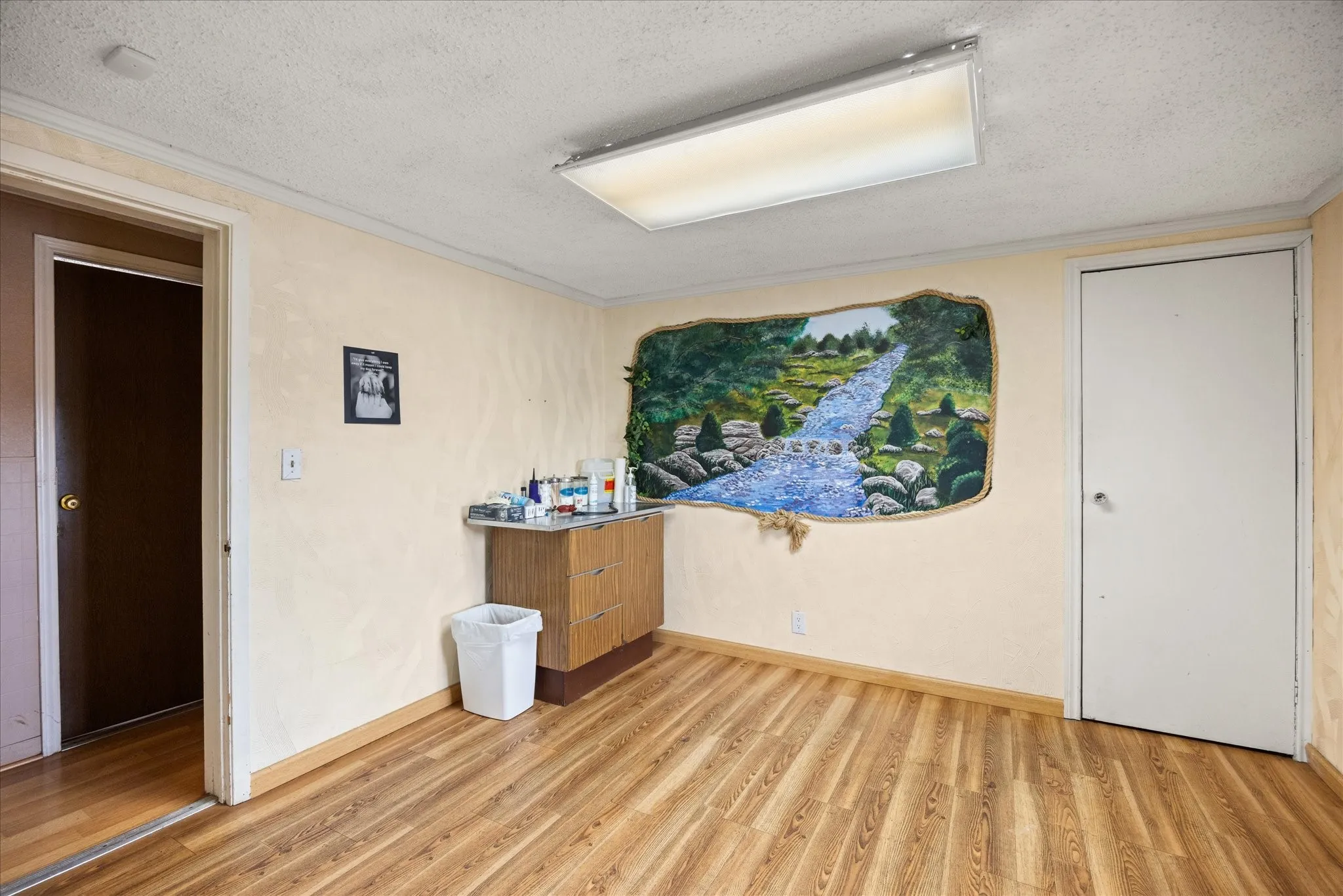 Office For Sale in Somervell County , 1401 NE Barnard Street, Glen Rose, Texas 76043, 0, 0, Garage spaces, 3,000 Sqft, built in 1987, Price $229,000, mls#21253628, Real Estate Agent in Glen Rose, Homes For Sale in Somervell county, Homes For Sale in Glen Rose, Realtor in Glen Rose Texas, Real Estate Brokerage Independent Realty Texas, Luminita Cordes Realtor