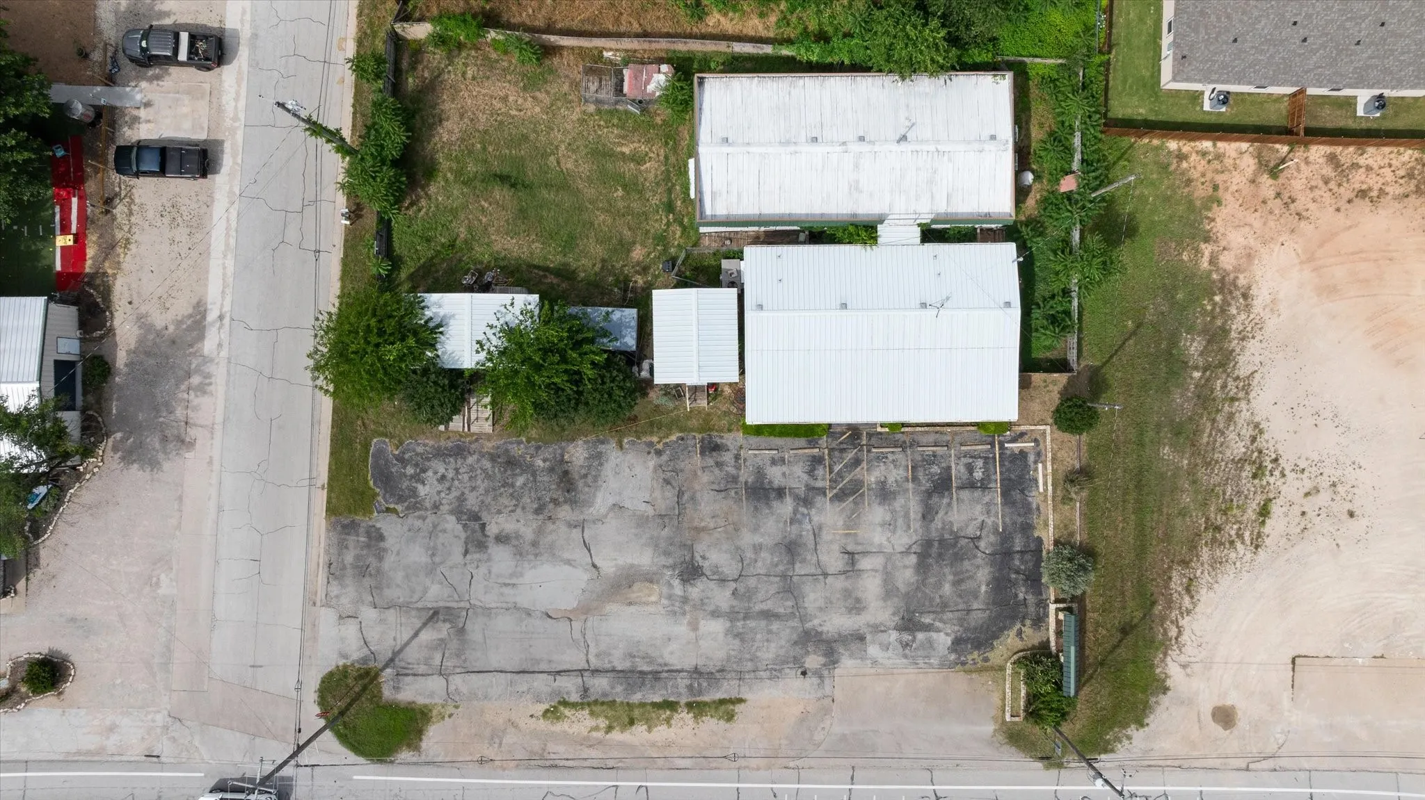 Office For Sale in Somervell County , 1401 NE Barnard Street, Glen Rose, Texas 76043, 0, 0, Garage spaces, 3,000 Sqft, built in 1987, Price $229,000, mls#21253628, Real Estate Agent in Glen Rose, Homes For Sale in Somervell county, Homes For Sale in Glen Rose, Realtor in Glen Rose Texas, Real Estate Brokerage Independent Realty Texas, Luminita Cordes Realtor