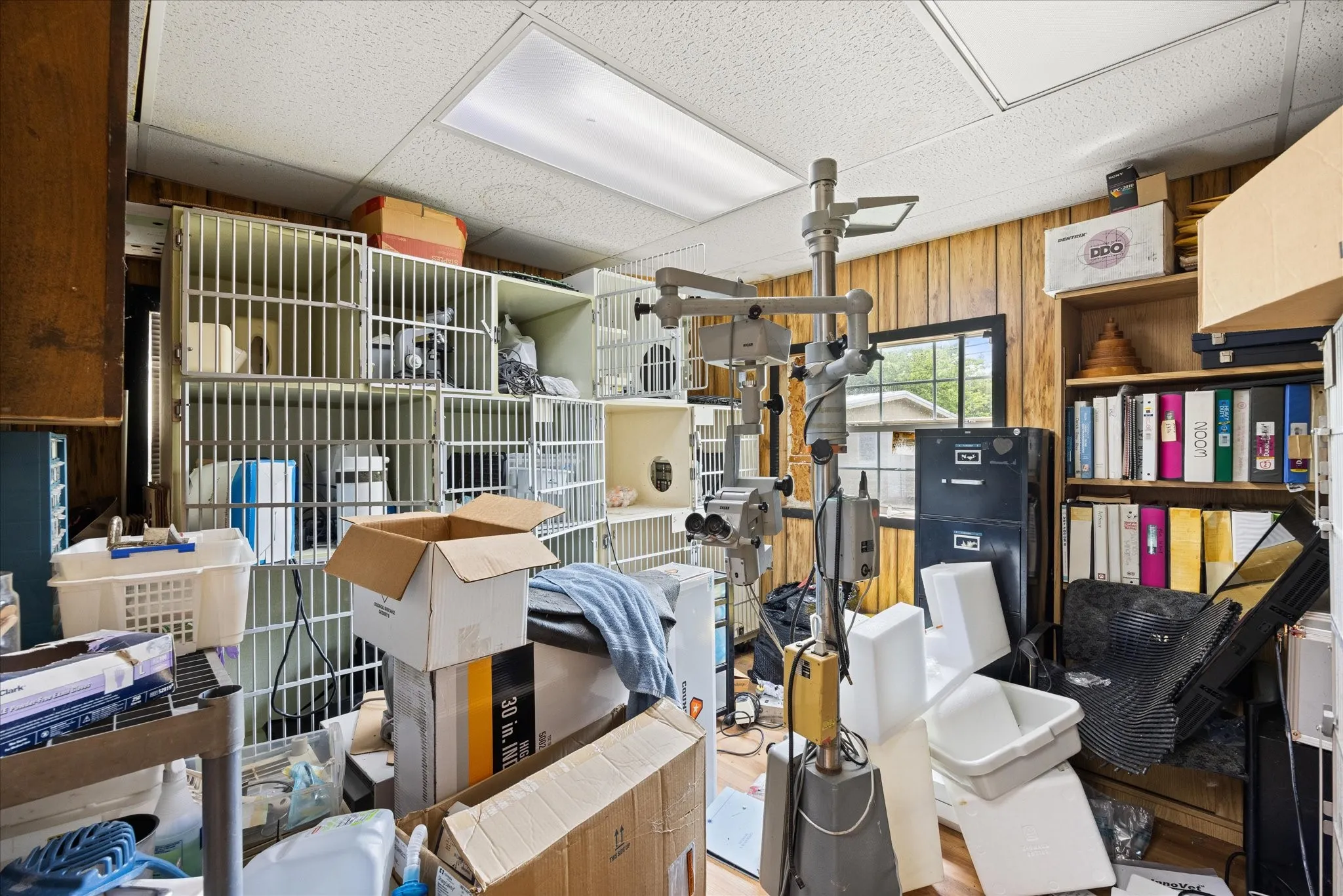 Office For Sale in Somervell County , 1401 NE Barnard Street, Glen Rose, Texas 76043, 0, 0, Garage spaces, 3,000 Sqft, built in 1987, Price $229,000, mls#21253628, Real Estate Agent in Glen Rose, Homes For Sale in Somervell county, Homes For Sale in Glen Rose, Realtor in Glen Rose Texas, Real Estate Brokerage Independent Realty Texas, Luminita Cordes Realtor