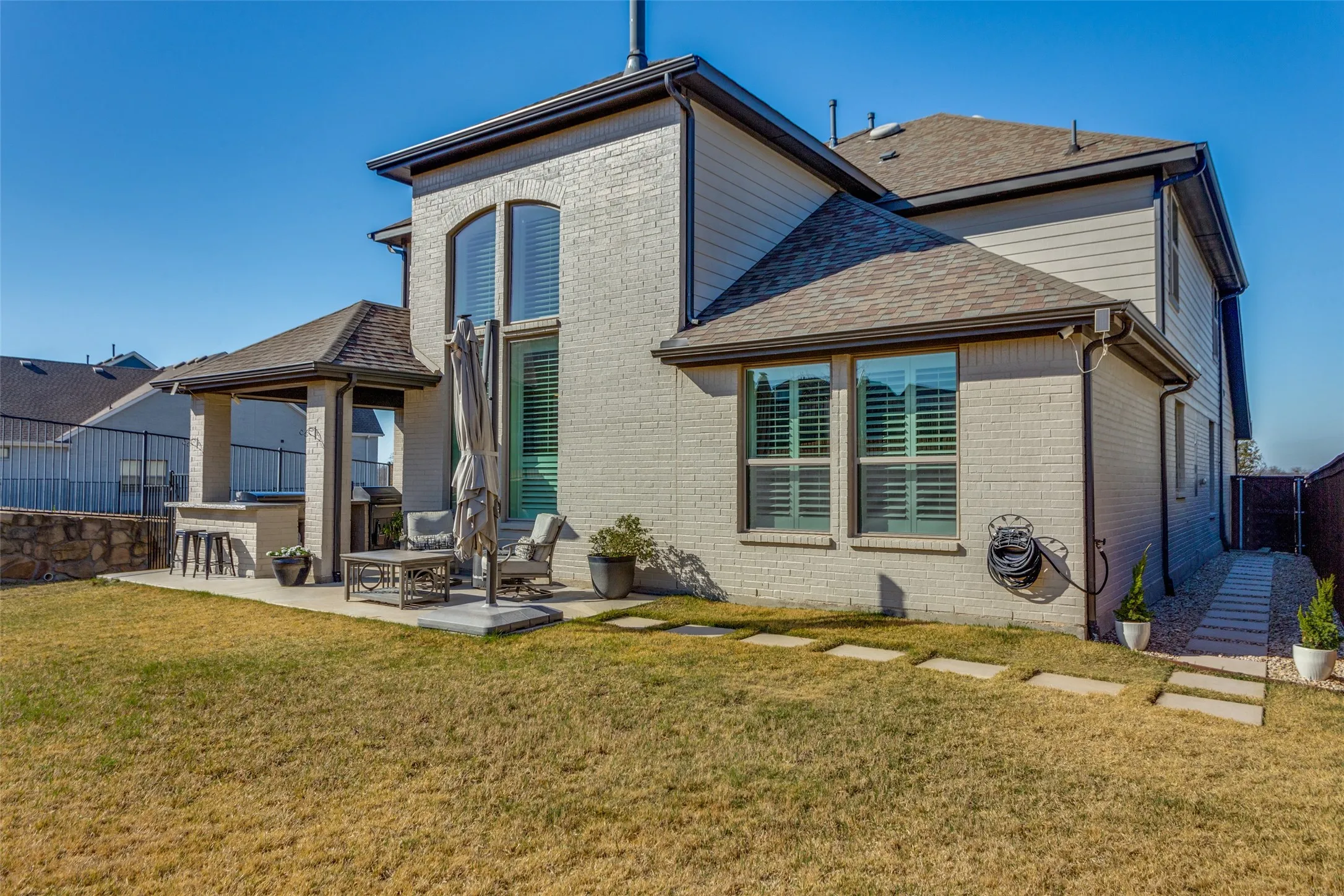 Single Family Residence For Sale in Parker County , 13613 Marys Ridge Road, Fort Worth, Texas 76008, 4 Bedroom, 3 Bathroom, 2 Garage spaces, 2,926 Sqft, built in 2020, mls#21281157, Real Estate Agent in Fort Worth, Homes For Sale in Parker county, Homes For Sale in Fort Worth, Realtor in Fort Worth Texas, Real Estate Brokerage Independent Realty Texas, Luminita Cordes Realtor