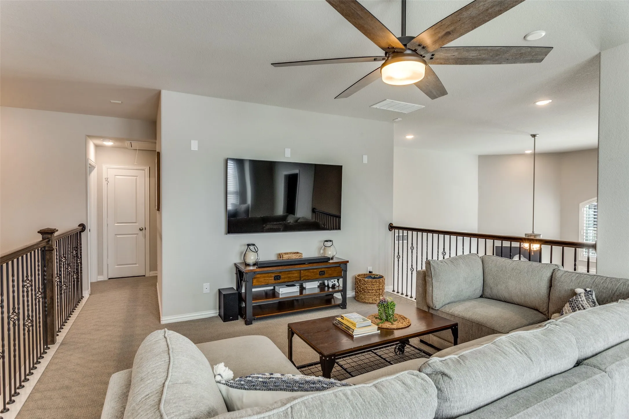 Single Family Residence For Sale in Parker County , 13613 Marys Ridge Road, Fort Worth, Texas 76008, 4 Bedroom, 3 Bathroom, 2 Garage spaces, 2,926 Sqft, built in 2020, mls#21281157, Real Estate Agent in Fort Worth, Homes For Sale in Parker county, Homes For Sale in Fort Worth, Realtor in Fort Worth Texas, Real Estate Brokerage Independent Realty Texas, Luminita Cordes Realtor