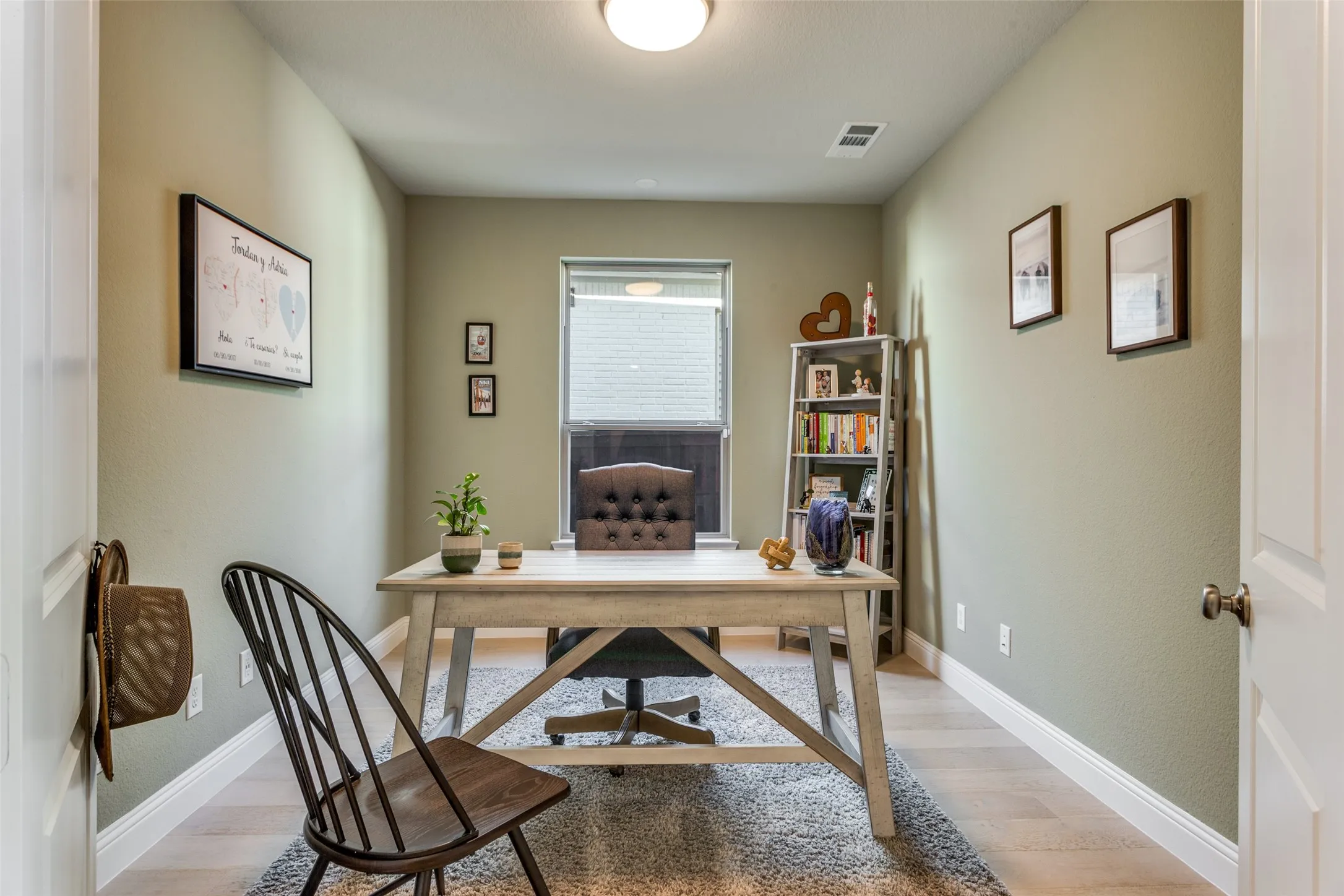 Single Family Residence For Sale in Parker County , 13613 Marys Ridge Road, Fort Worth, Texas 76008, 4 Bedroom, 3 Bathroom, 2 Garage spaces, 2,926 Sqft, built in 2020, mls#21281157, Real Estate Agent in Fort Worth, Homes For Sale in Parker county, Homes For Sale in Fort Worth, Realtor in Fort Worth Texas, Real Estate Brokerage Independent Realty Texas, Luminita Cordes Realtor