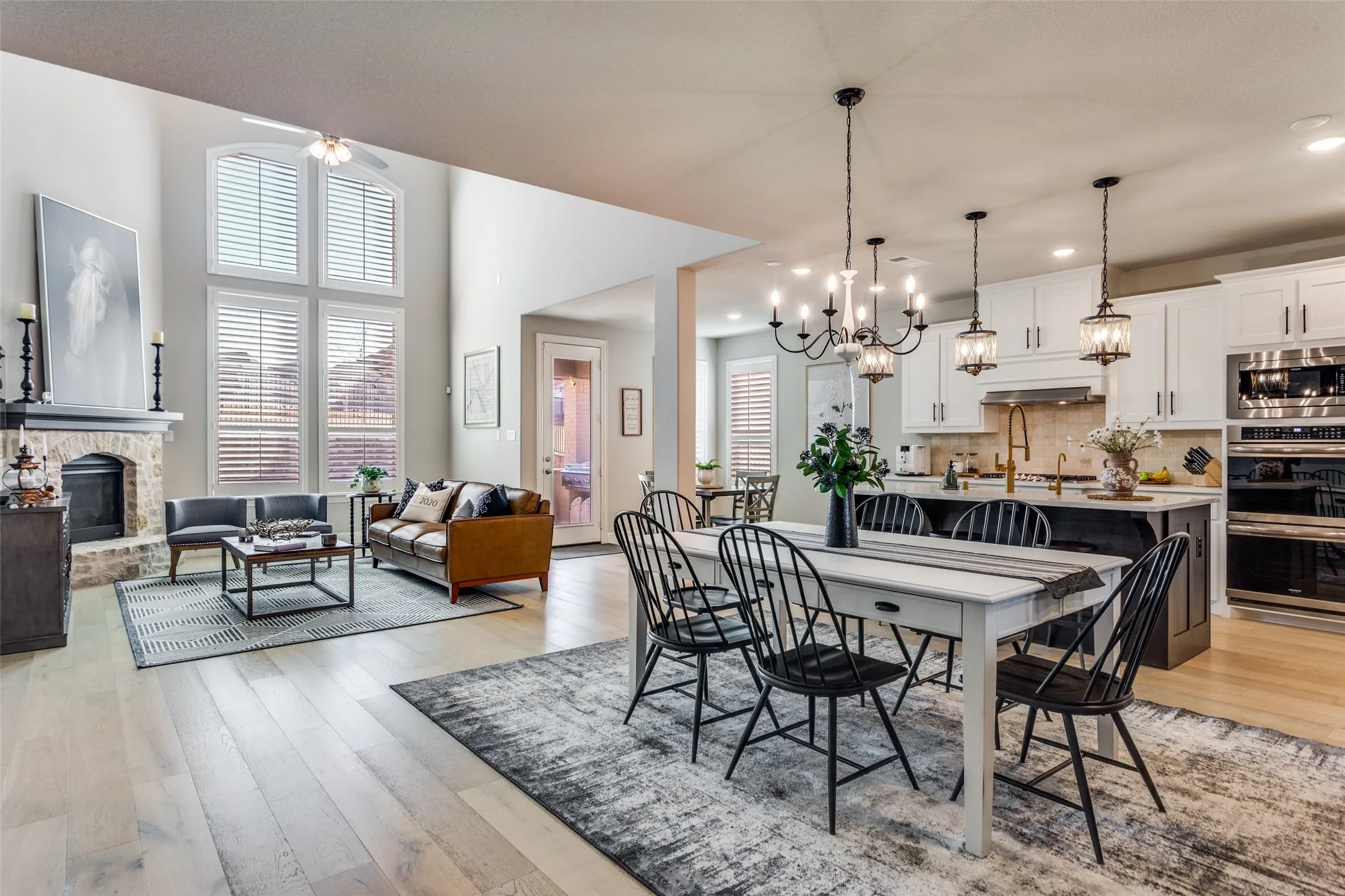 Single Family Residence For Sale in Parker County , 13613 Marys Ridge Road, Fort Worth, Texas 76008, 4 Bedroom, 3 Bathroom, 2 Garage spaces, 2,926 Sqft, built in 2020, mls#21281157, Real Estate Agent in Fort Worth, Homes For Sale in Parker county, Homes For Sale in Fort Worth, Realtor in Fort Worth Texas, Real Estate Brokerage Independent Realty Texas, Luminita Cordes Realtor